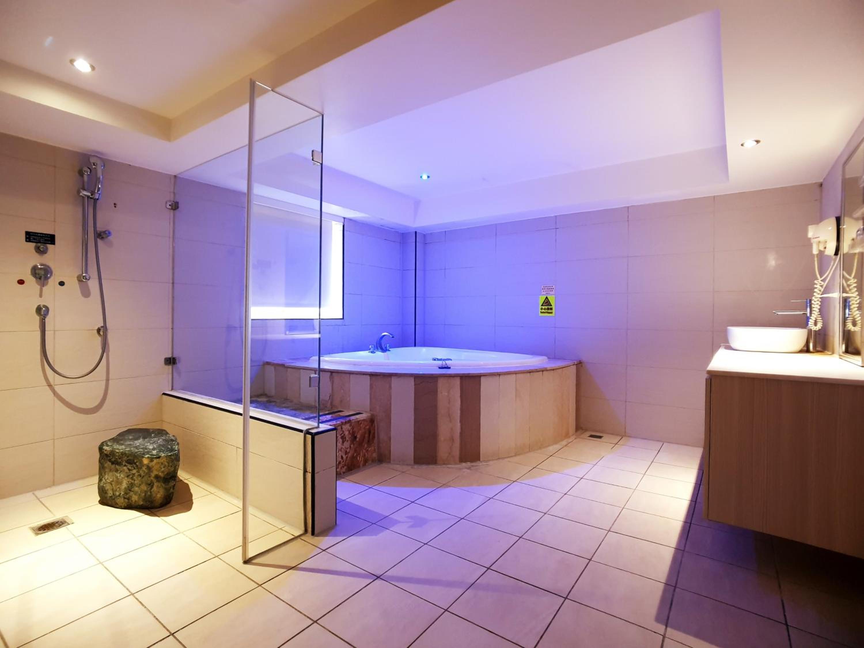 Business Double or Twin Room - Photo 2