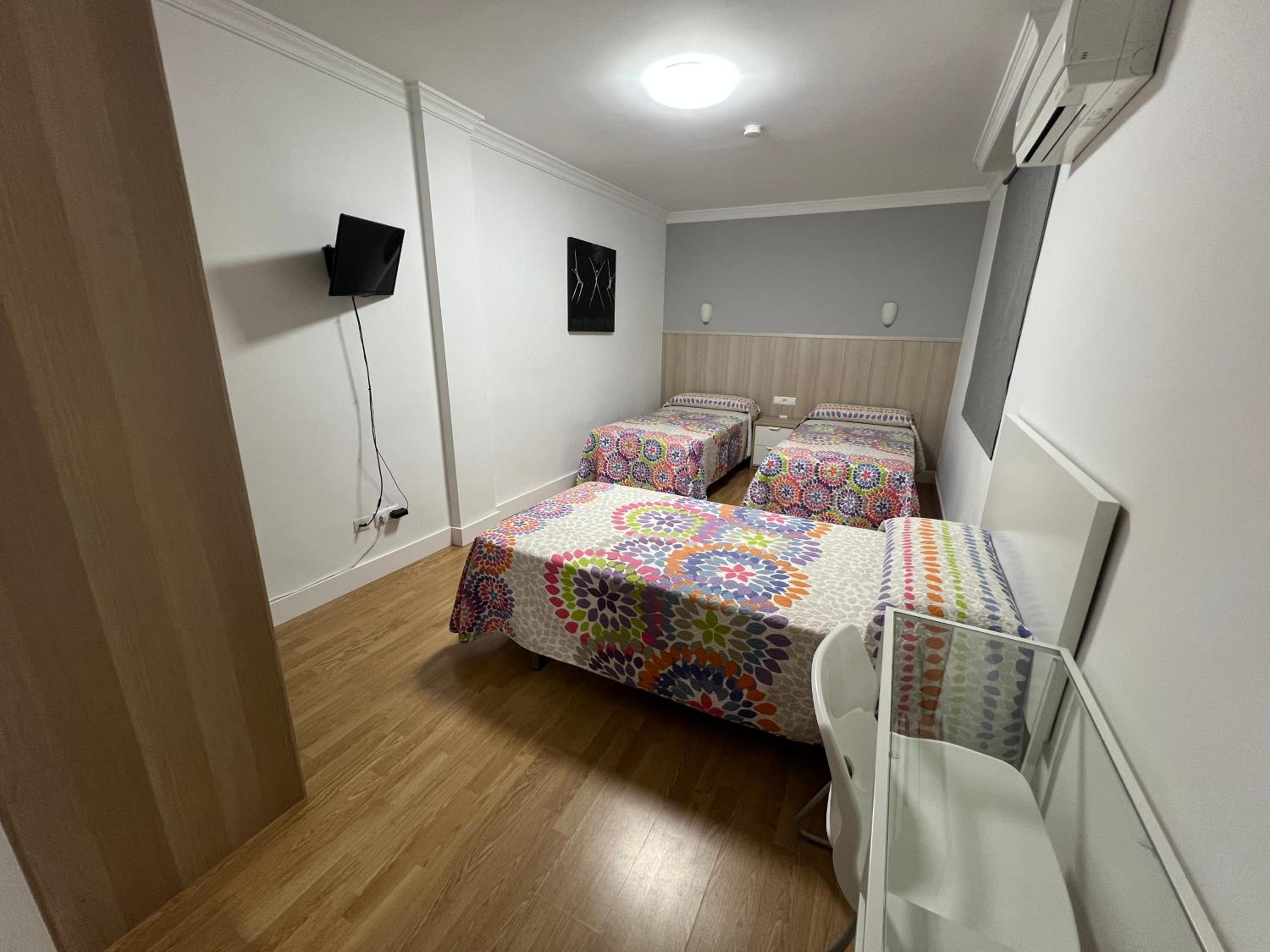 Triple Room - Photo 3