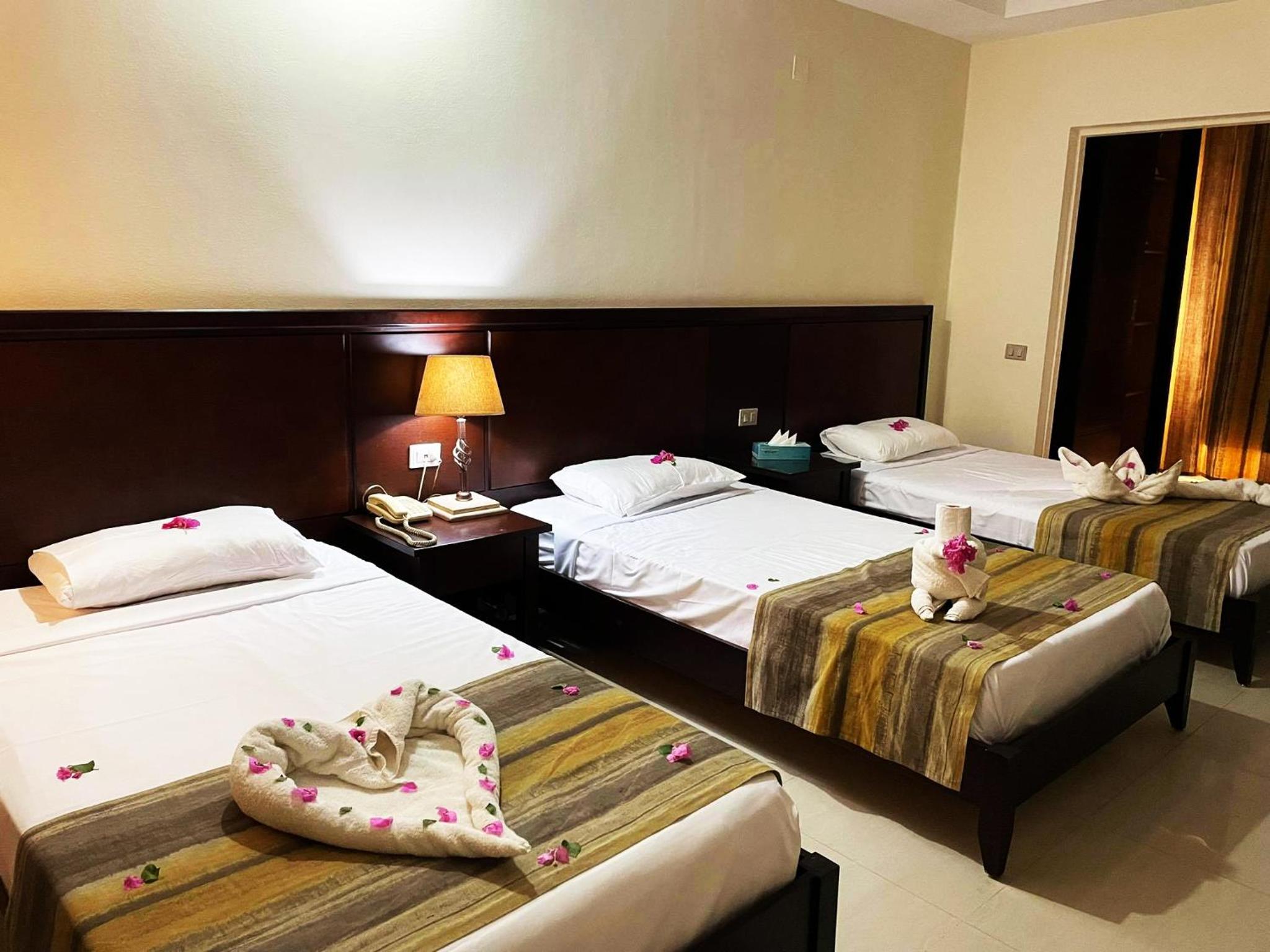 Triple Room