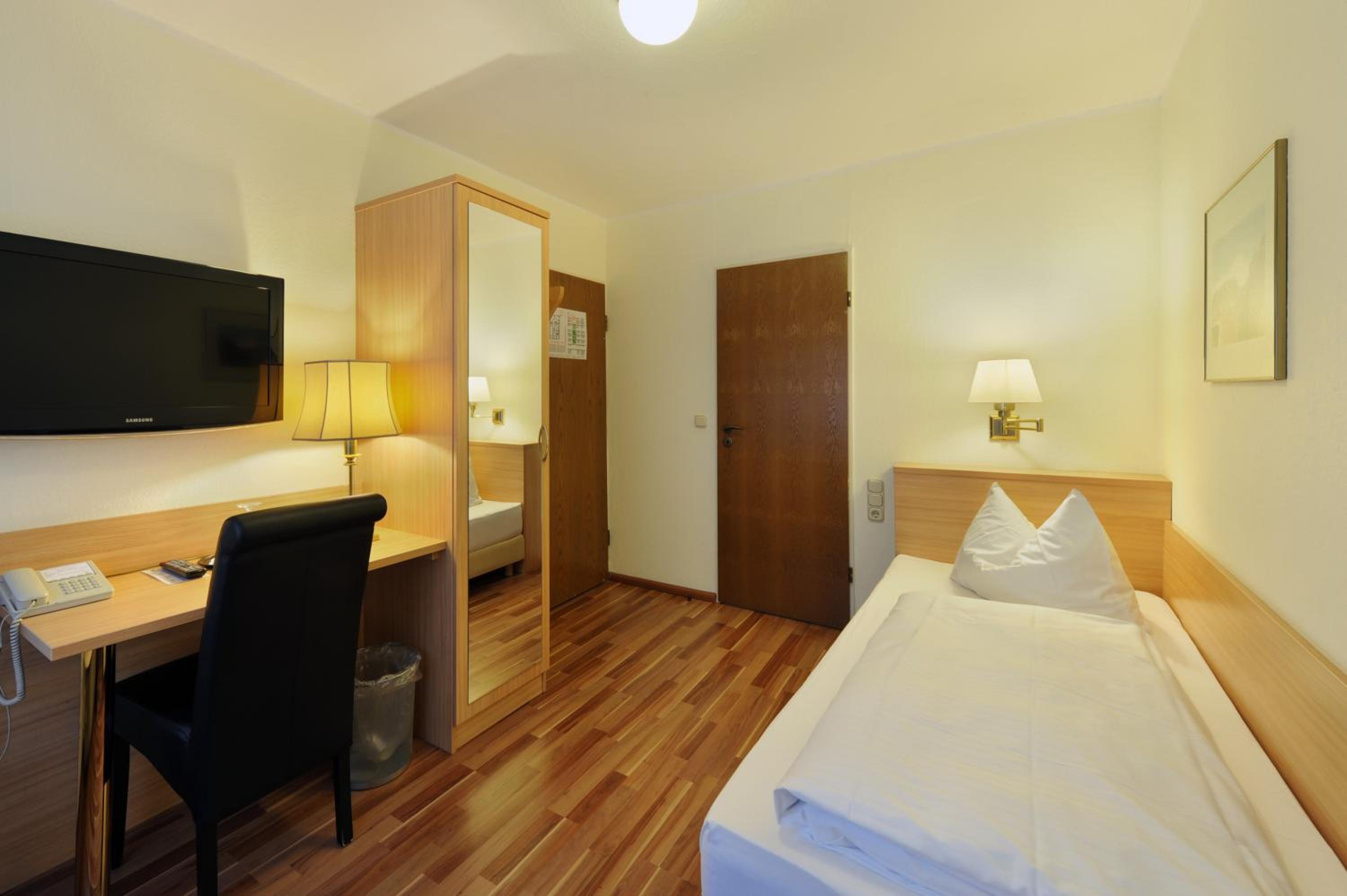 Single Room