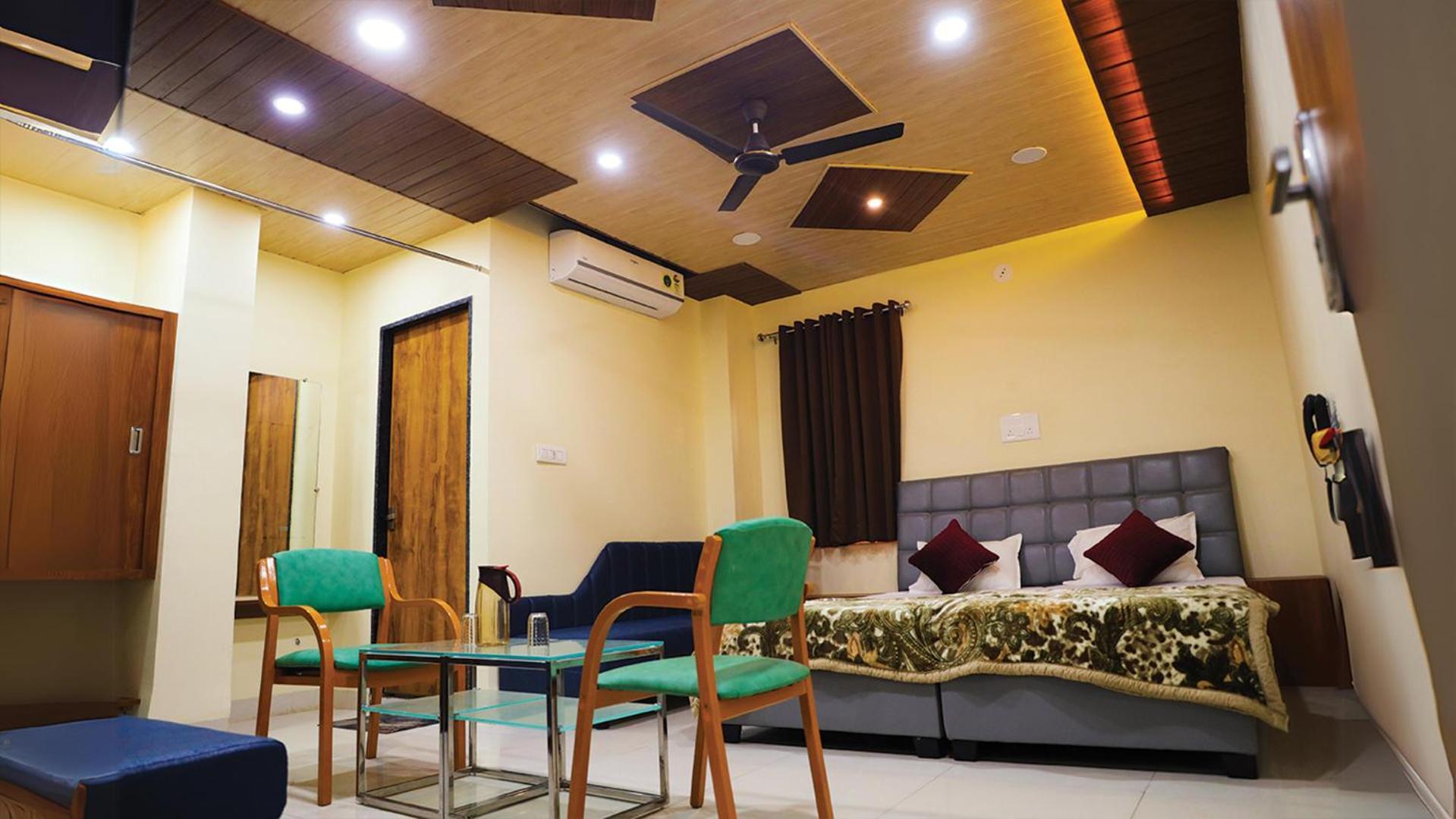 Deluxe Triple Room