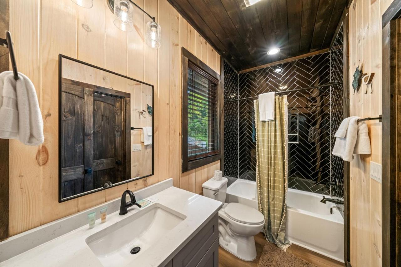 Two-Bedroom House photo 2