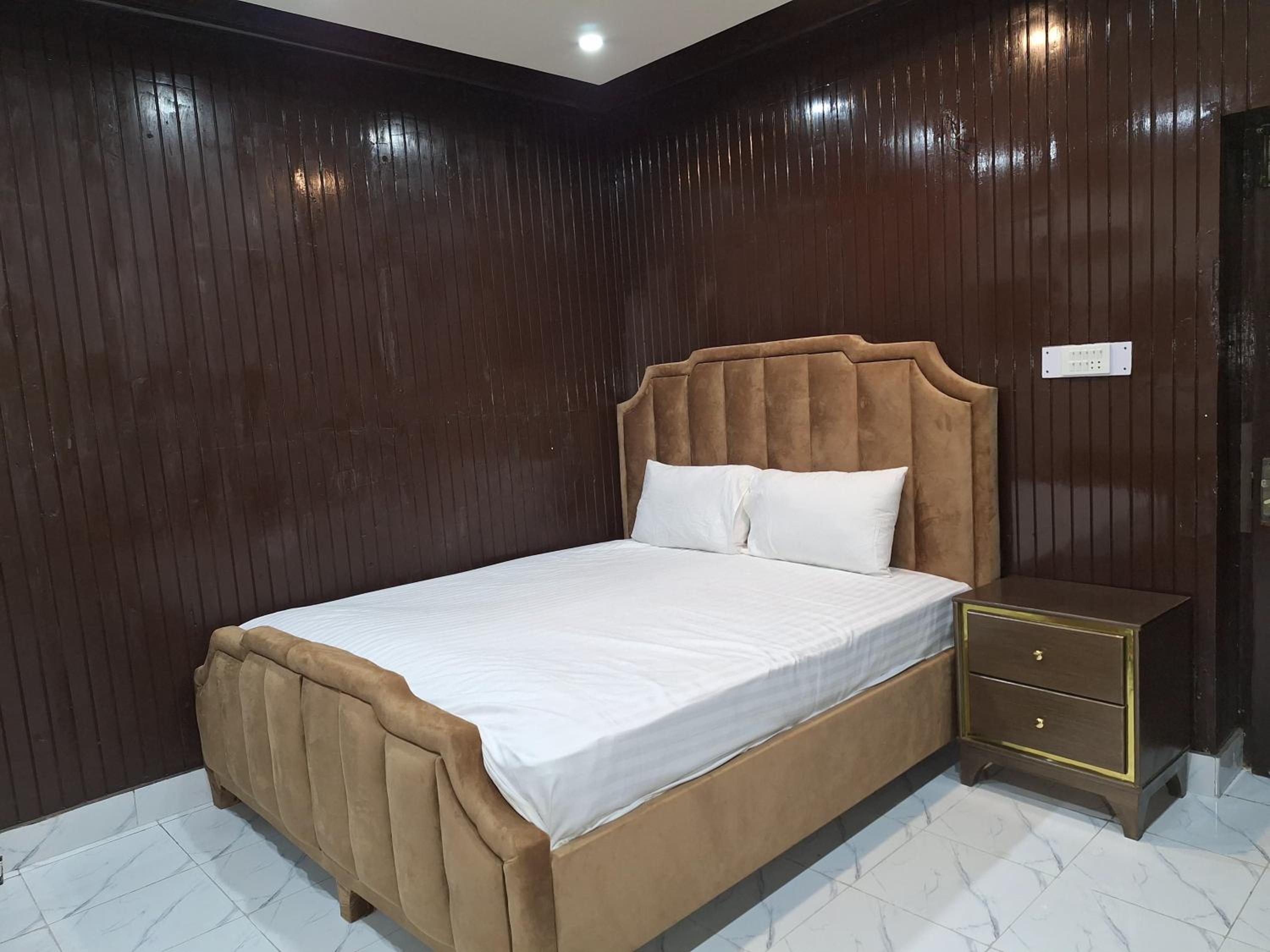 Single Room