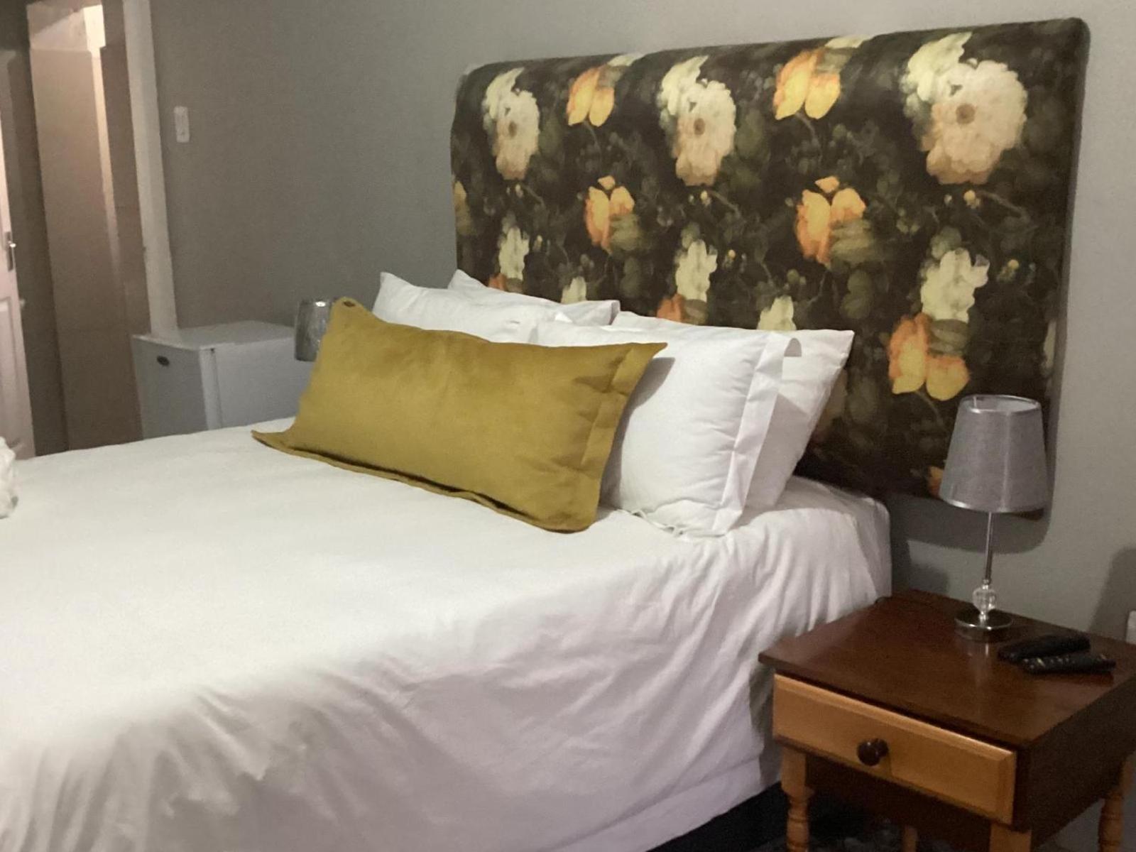 Comfort Queen Room