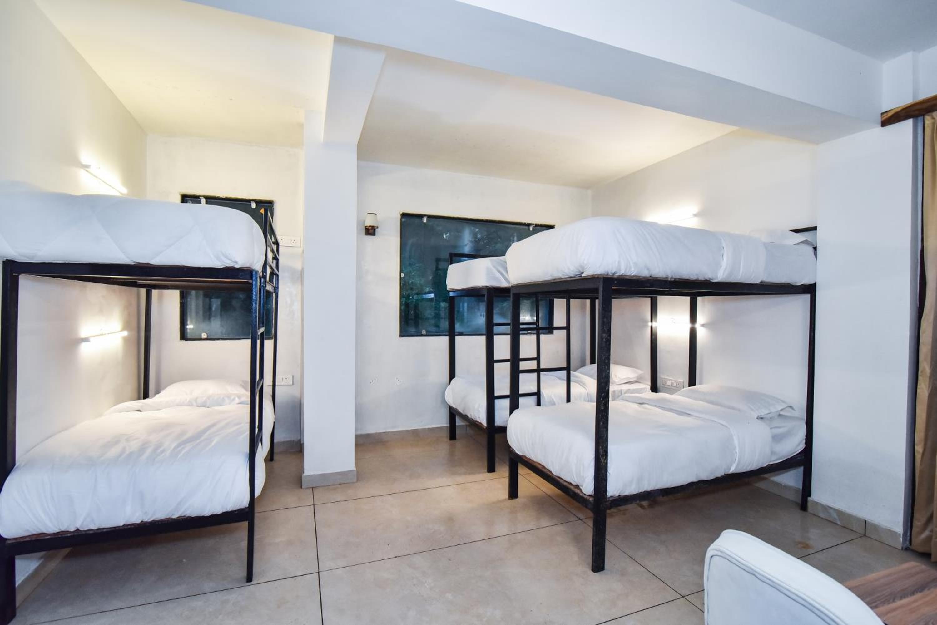 Bed In 6-Bed Mixed Dormitory Room photo 2