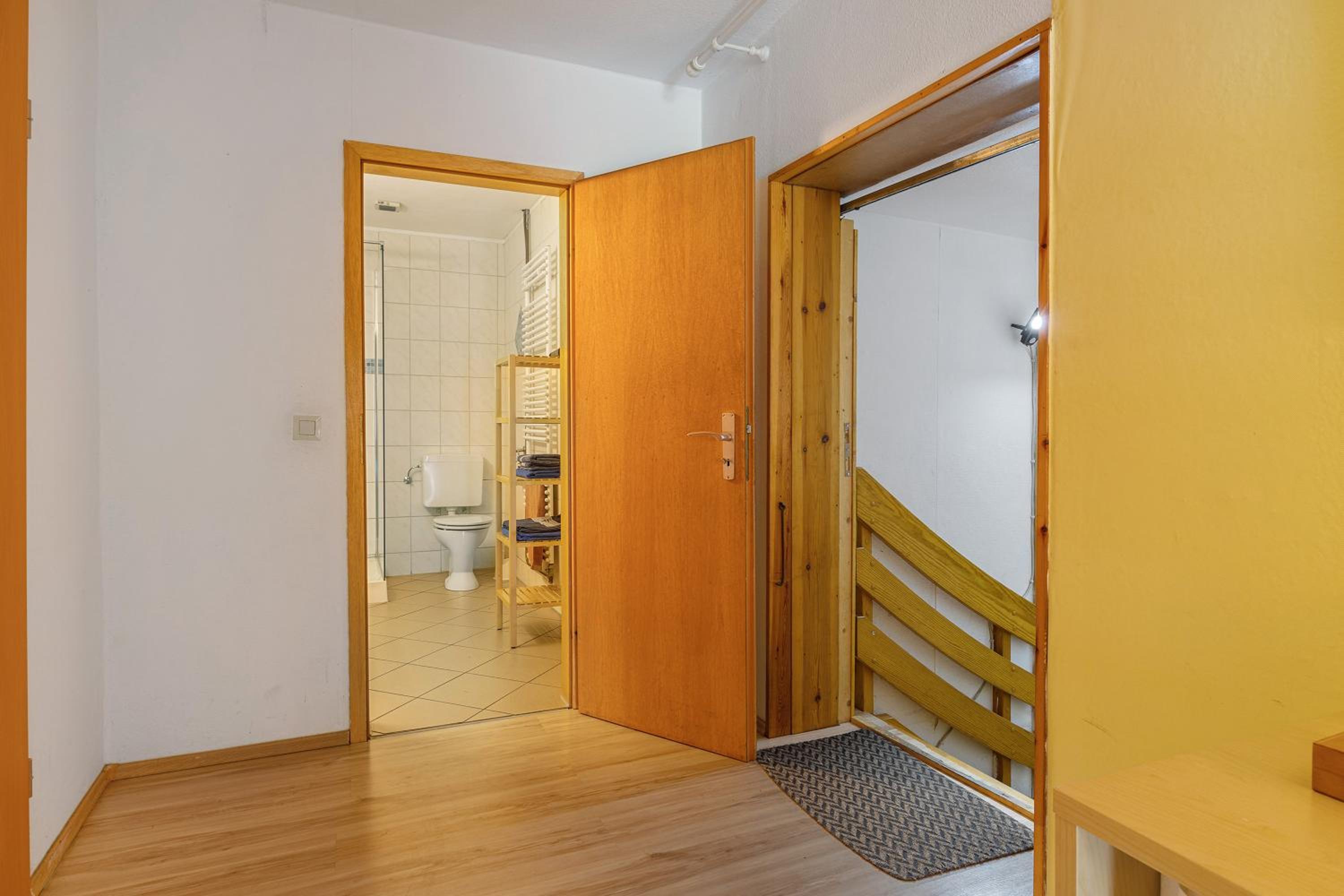 Triple Room with Shower - Photo 16