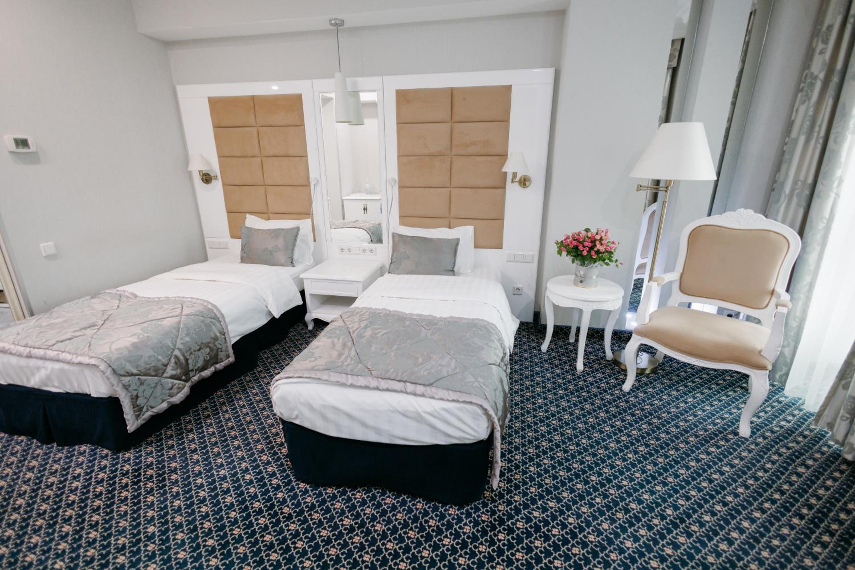 Standard Twin Room photo 1