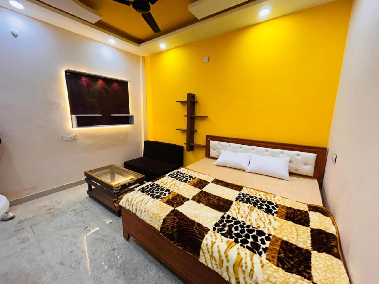 Deluxe Double Studio
