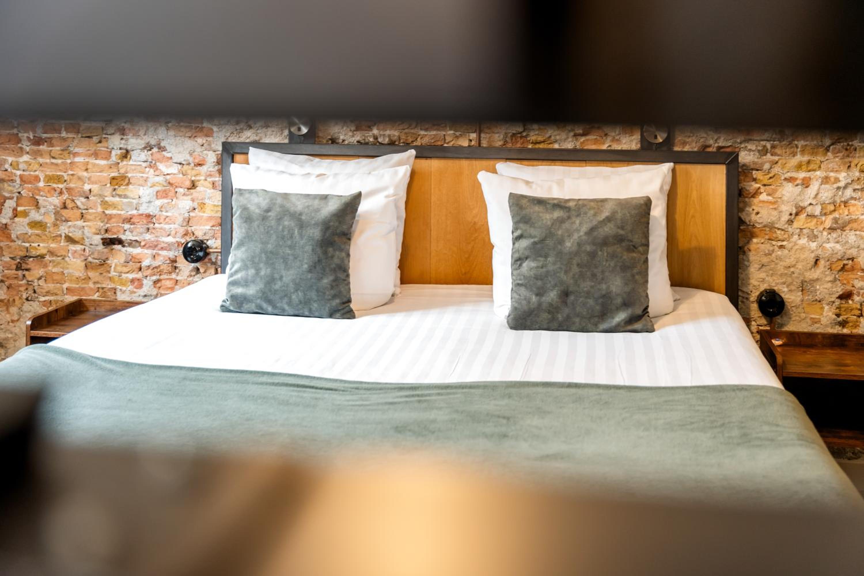 Deluxe Family Suite