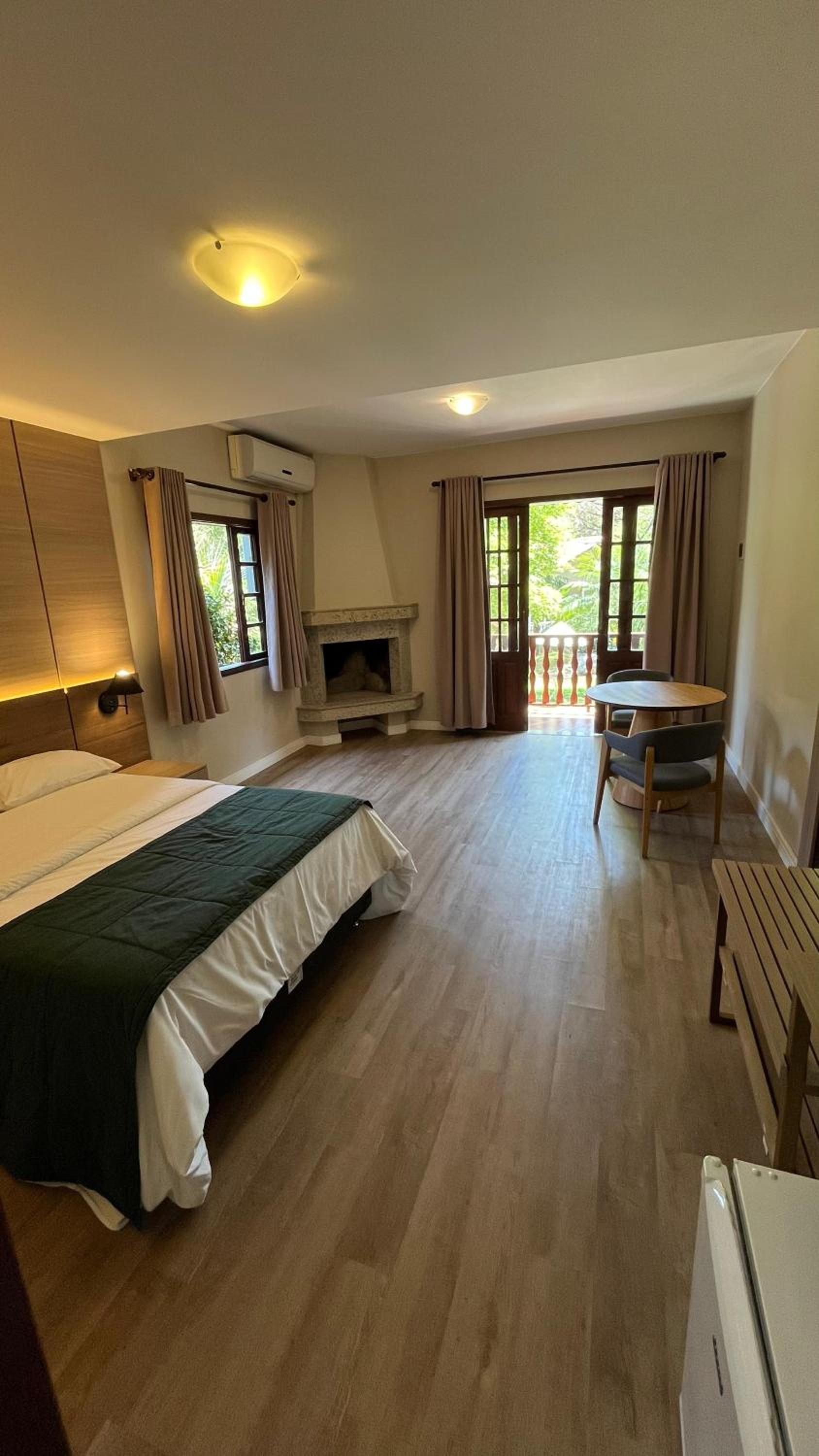 Triple Room with Bath