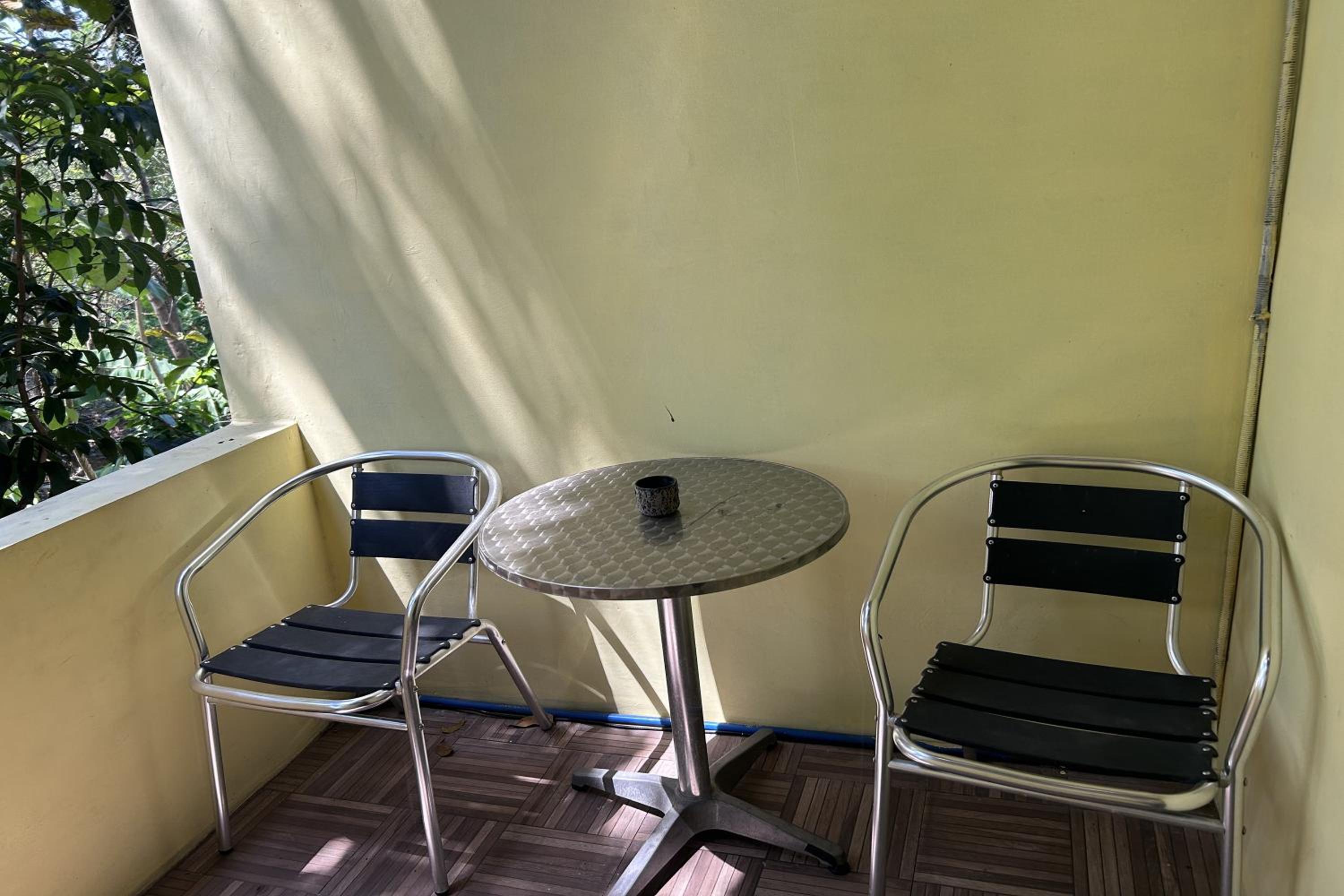 Double Room with Balcony - Photo 5