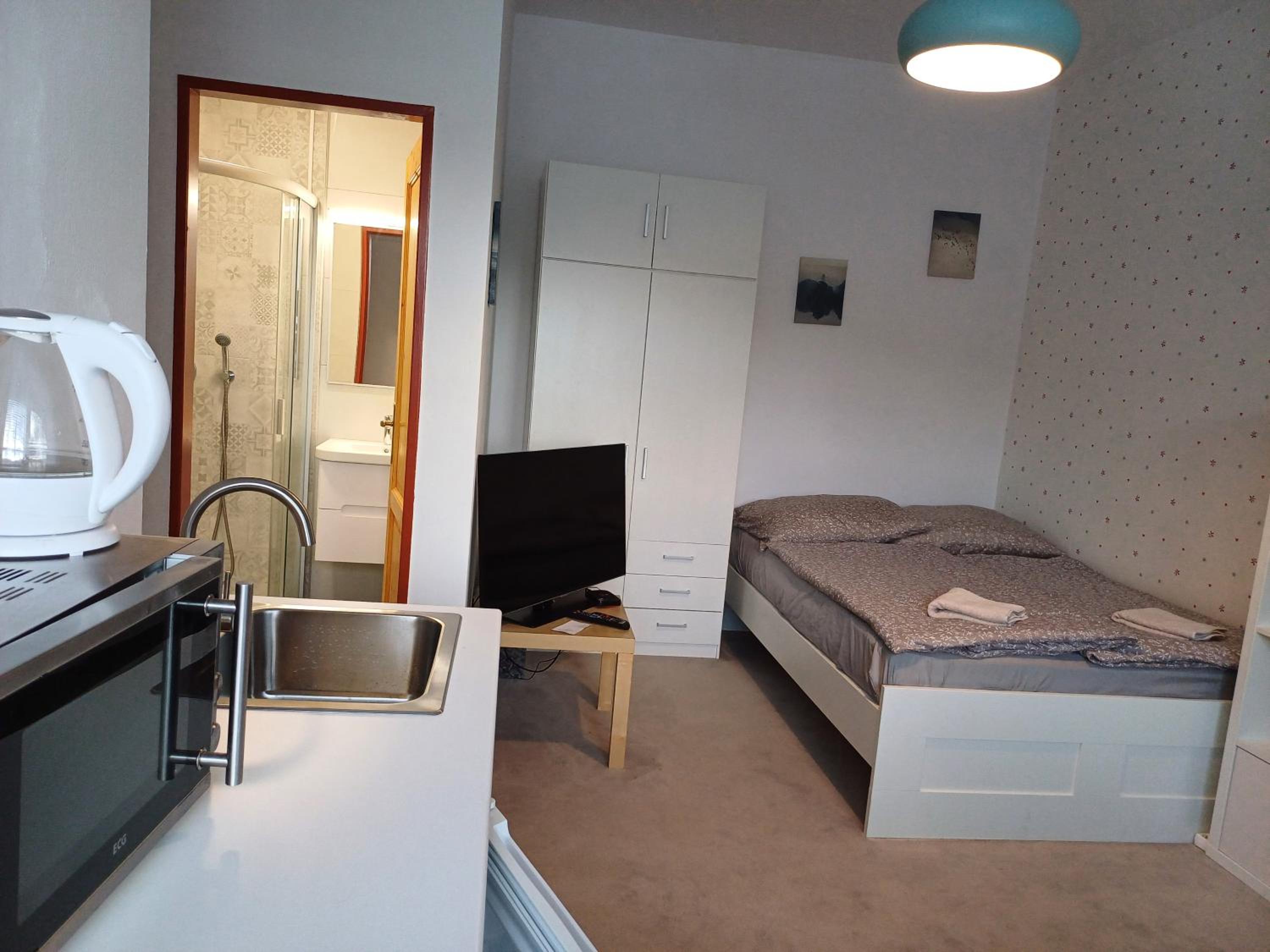 Double or Twin Room with Private Bathroom photo 1