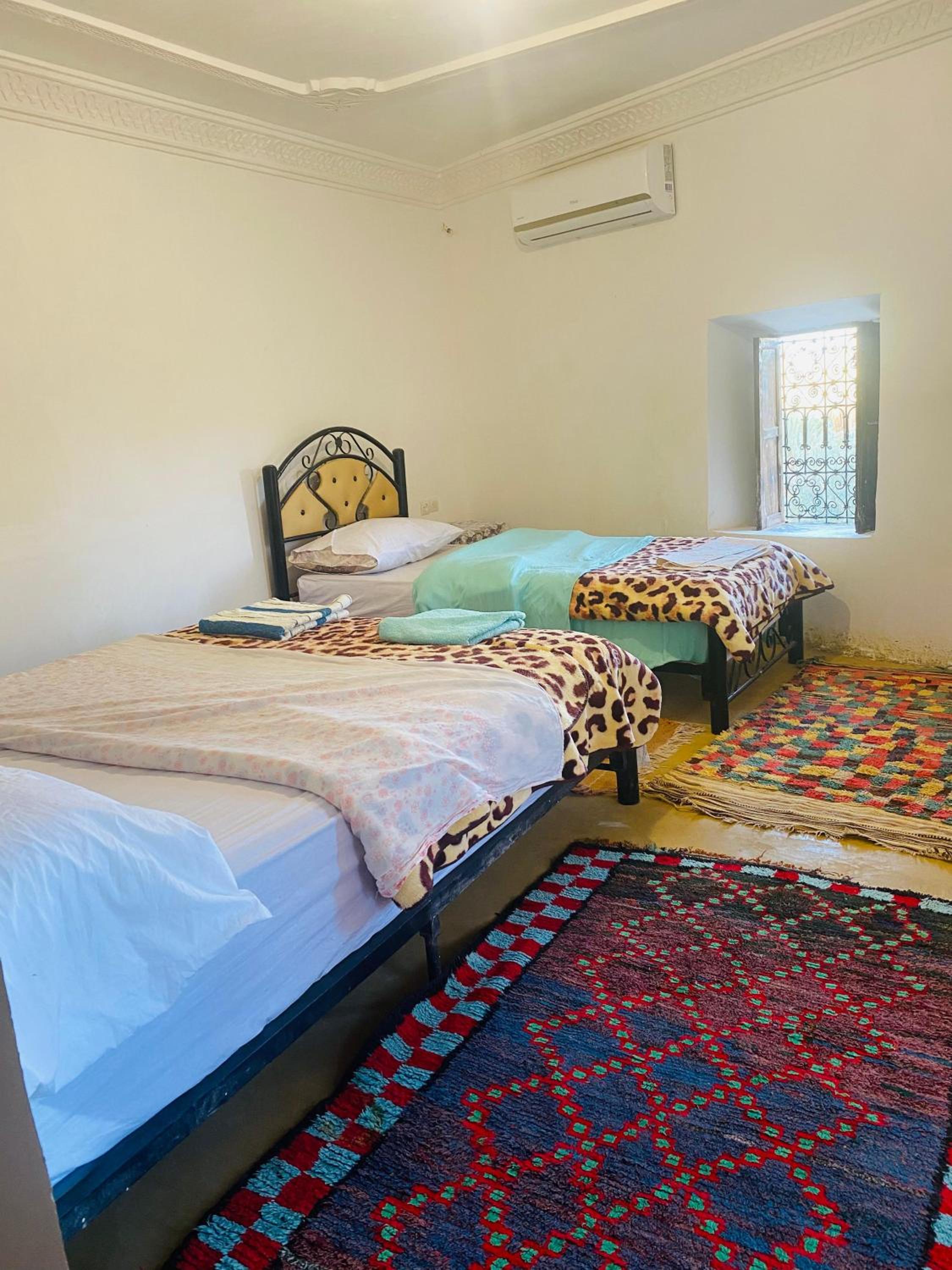 Triple Room with Private Bathroom photo 2