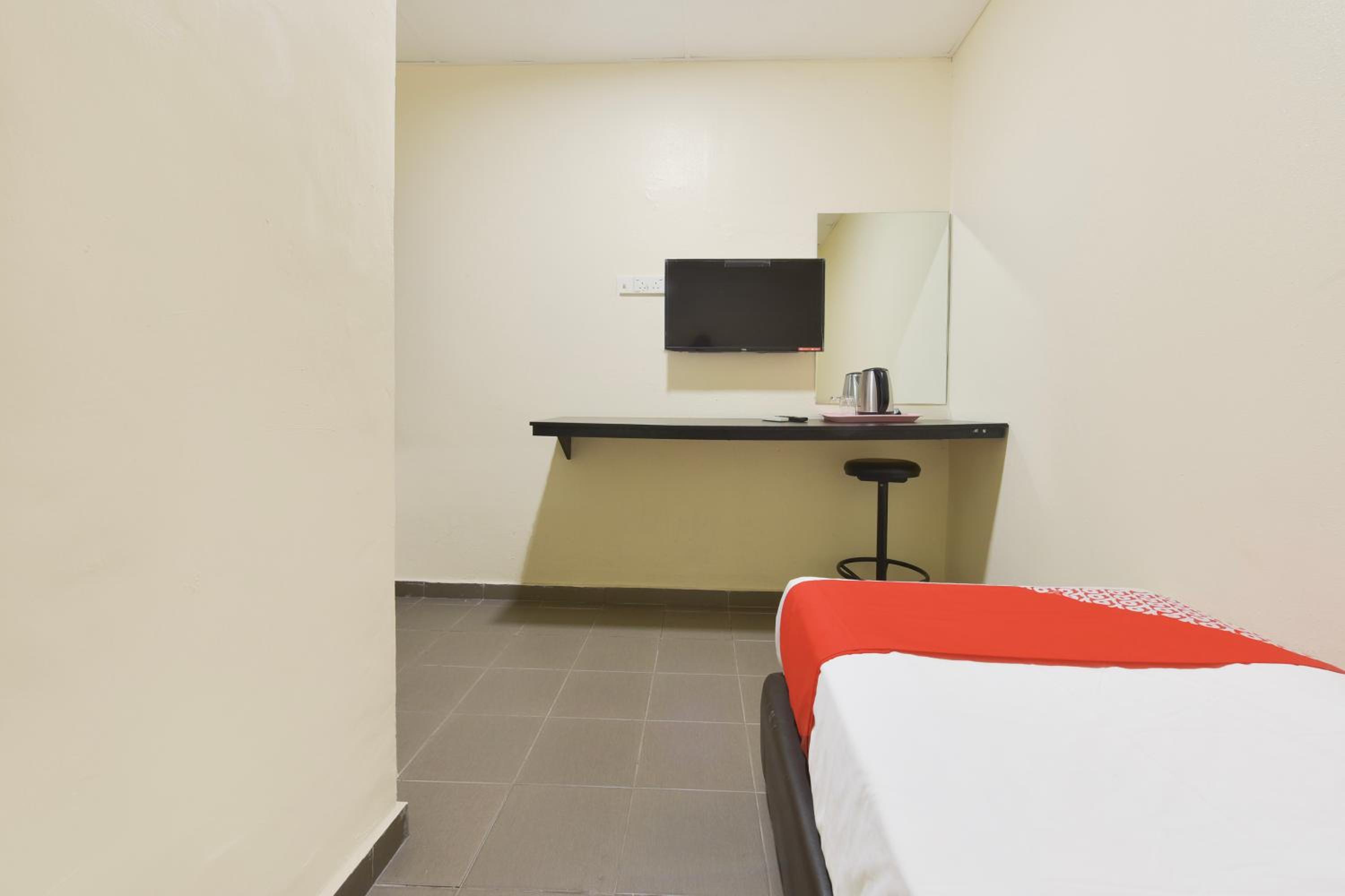 Standard Single Room photo 2