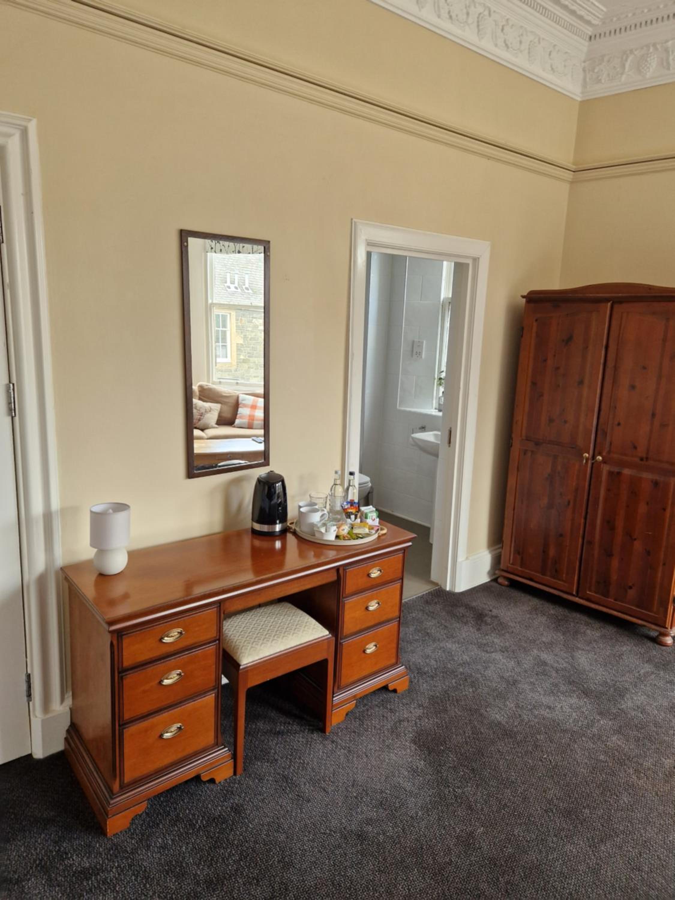 Double Room with Private Bathroom photo 2