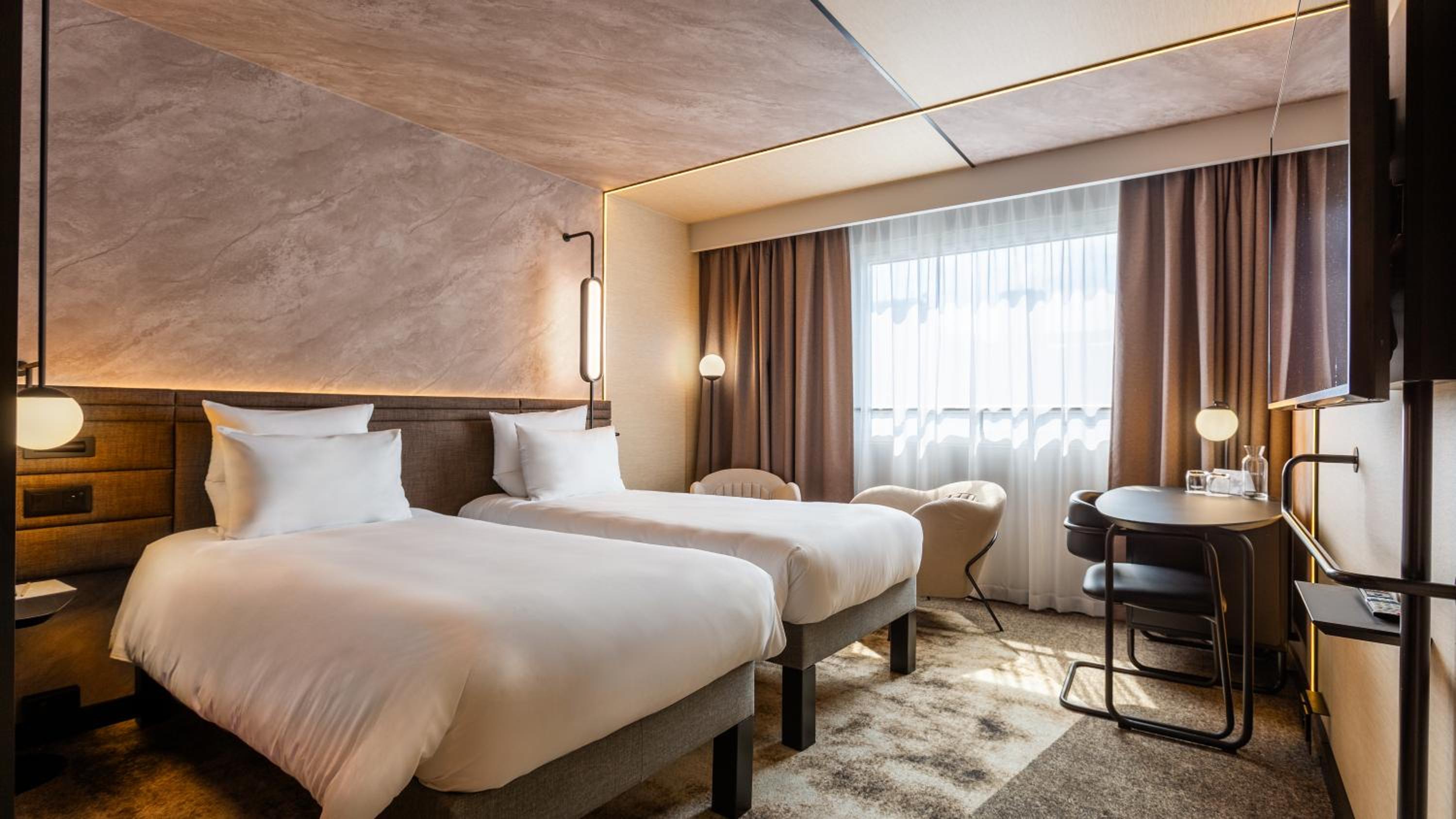 Standard Twin Room - Photo 15