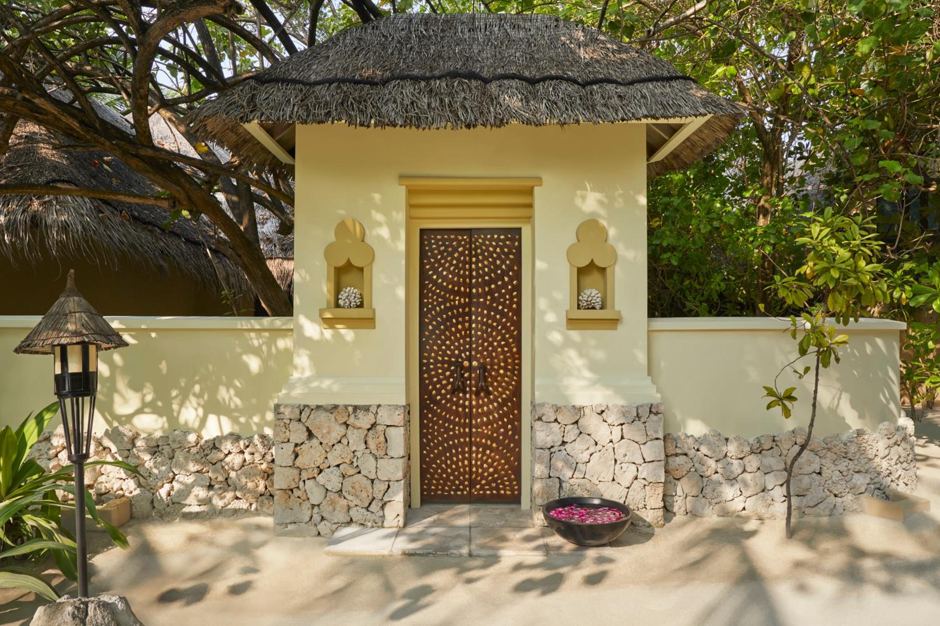 Sunset Beach Villa with Pool photo 2