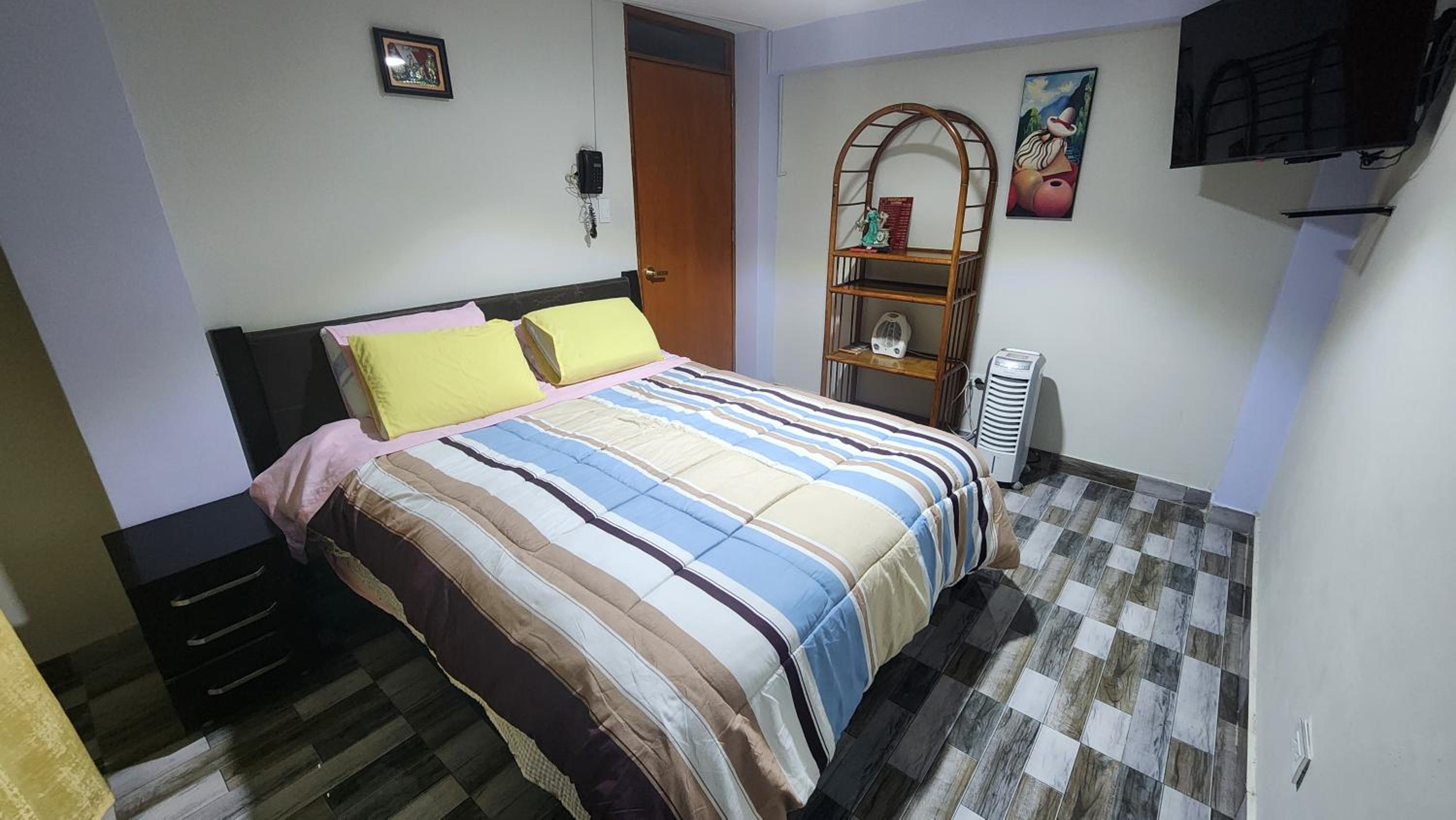 Deluxe Queen Room