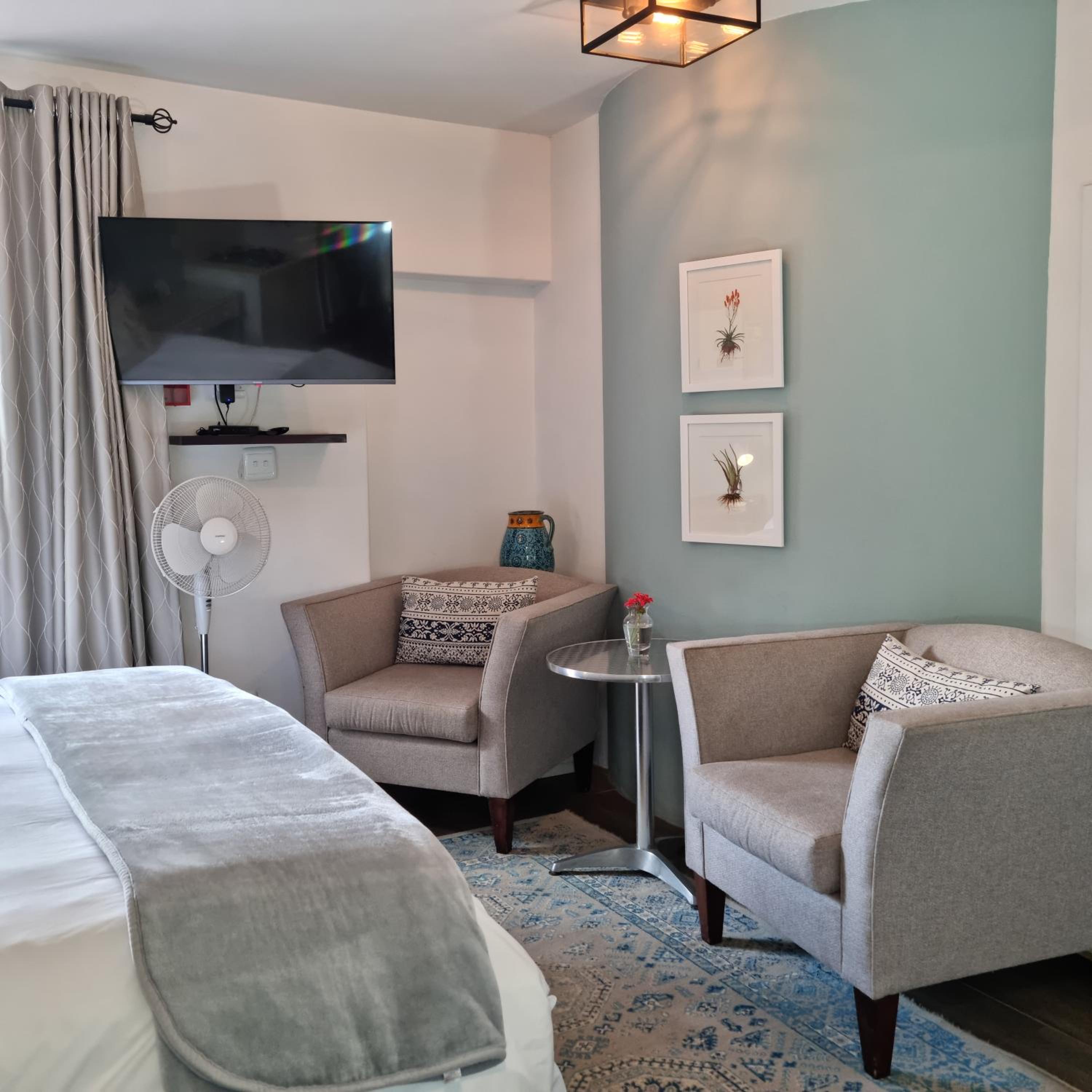Deluxe King Room photo 3