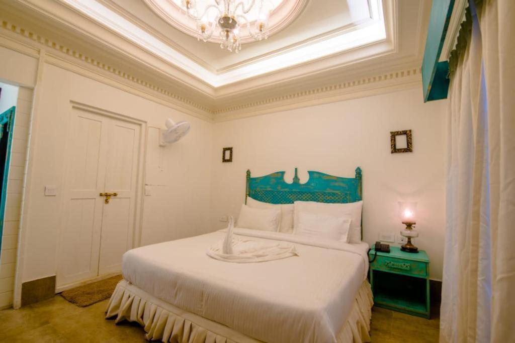 King Suite With Spa Bath