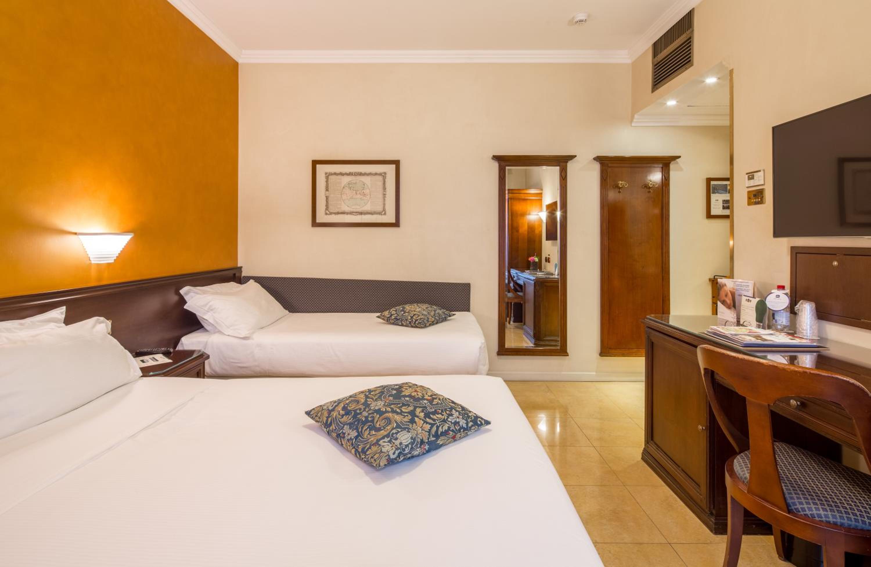 Classic Double Room with Sofa Bed