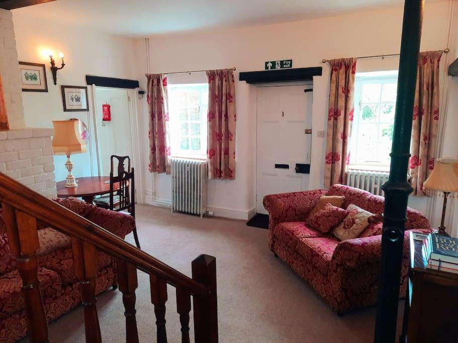 Four-Bedroom House photo 1