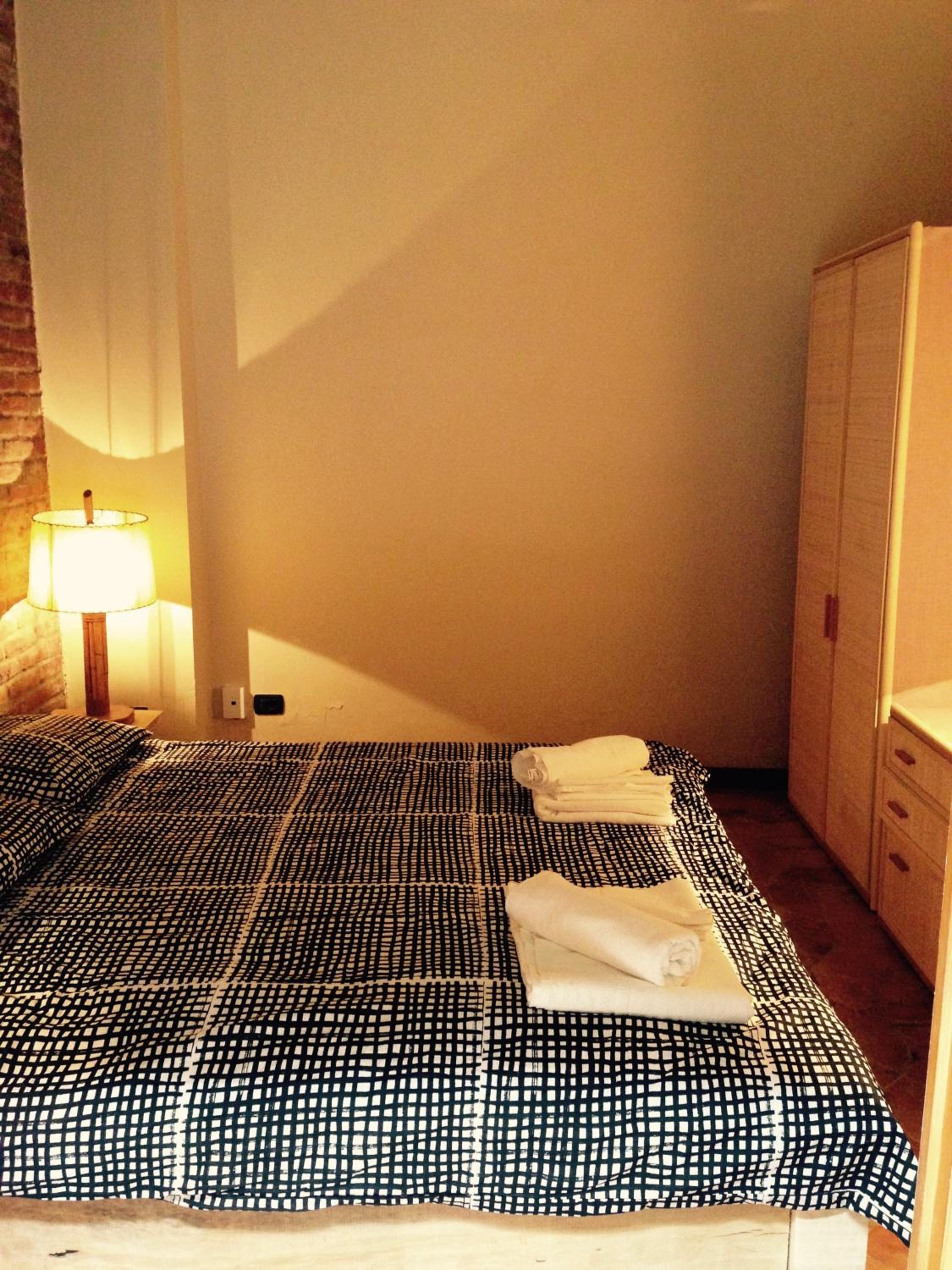 Double Room with Shared Bathroom photo 1