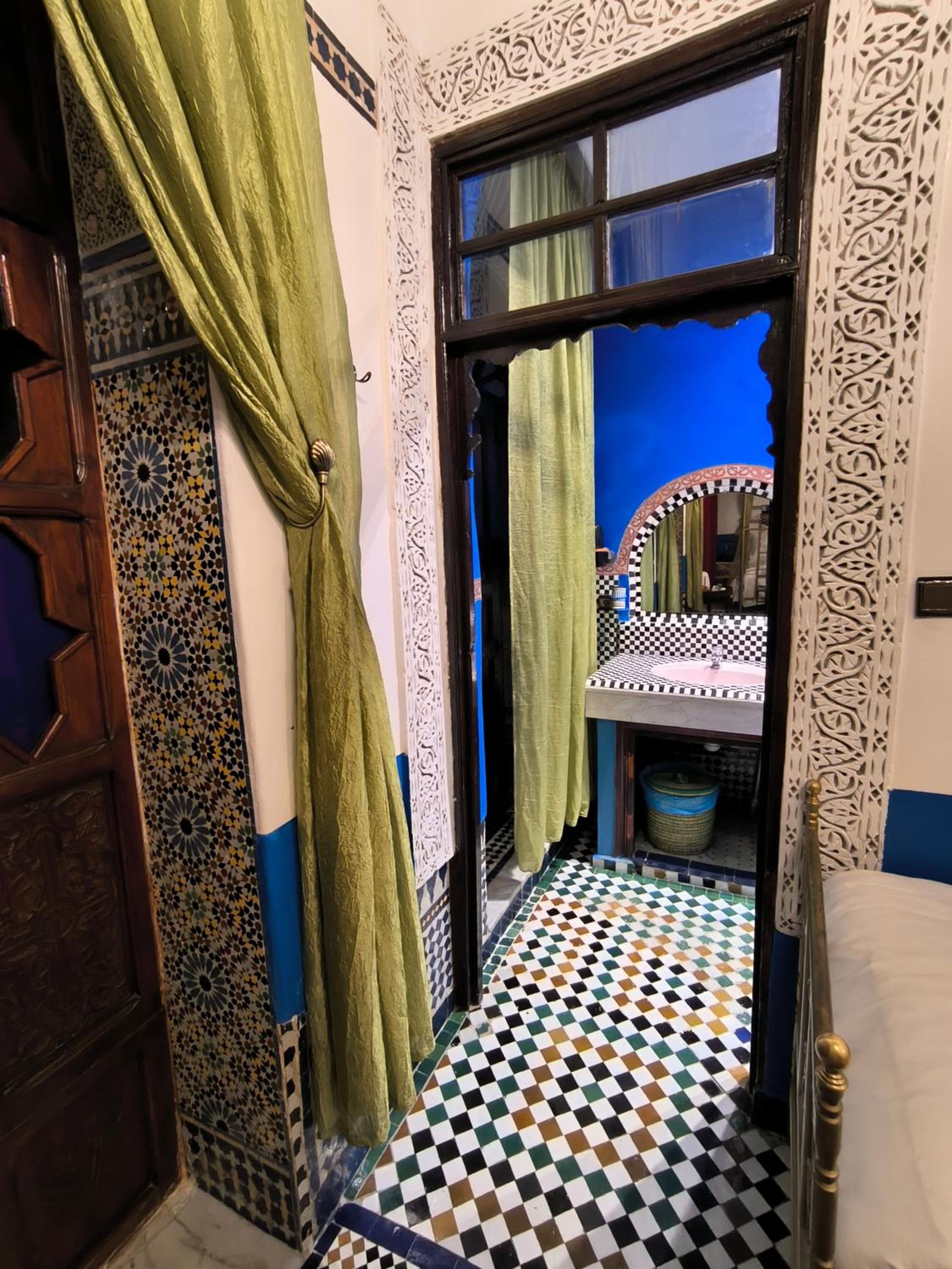 Deluxe Double Room with Shower photo 2
