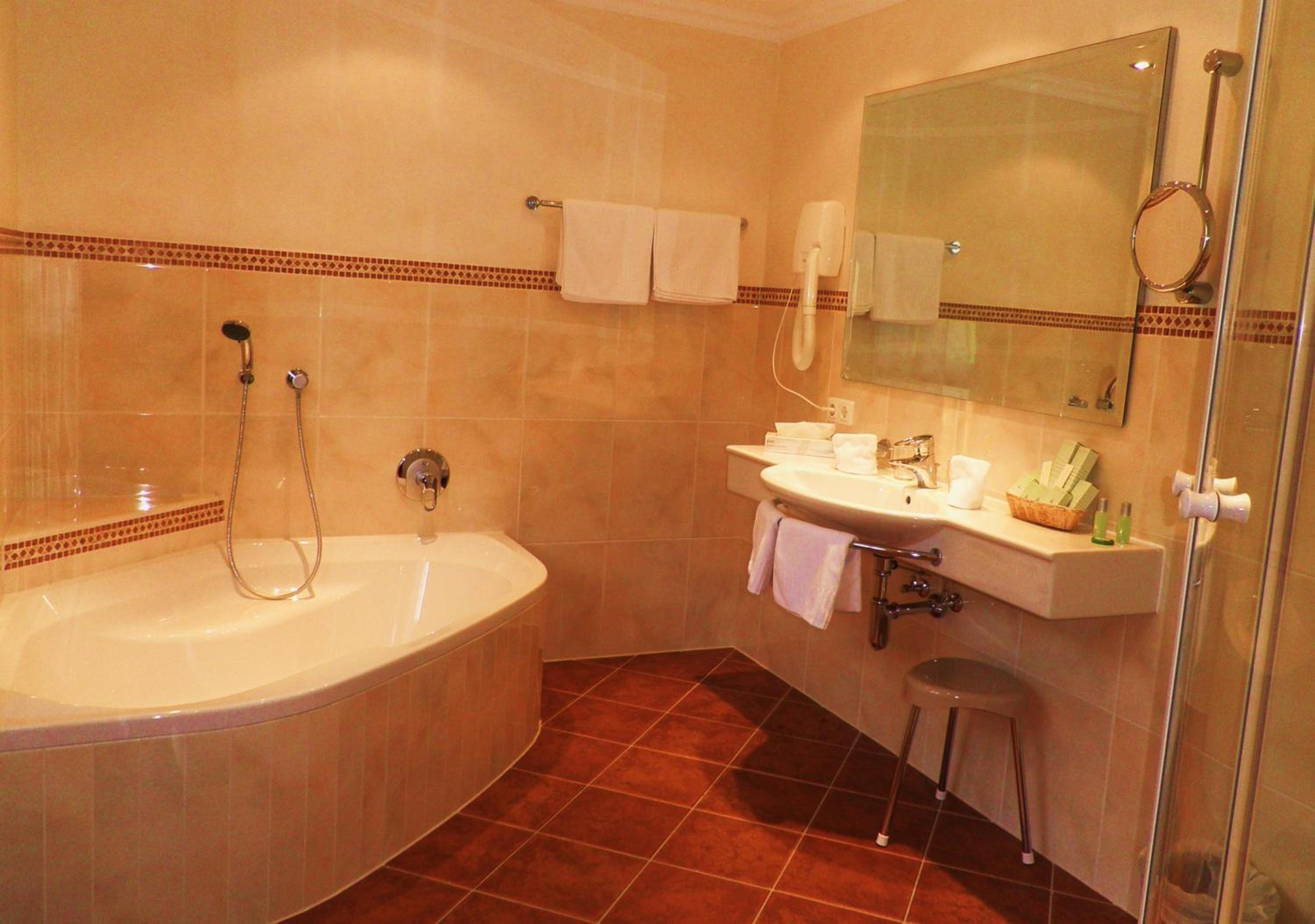 Suite - Photo 4