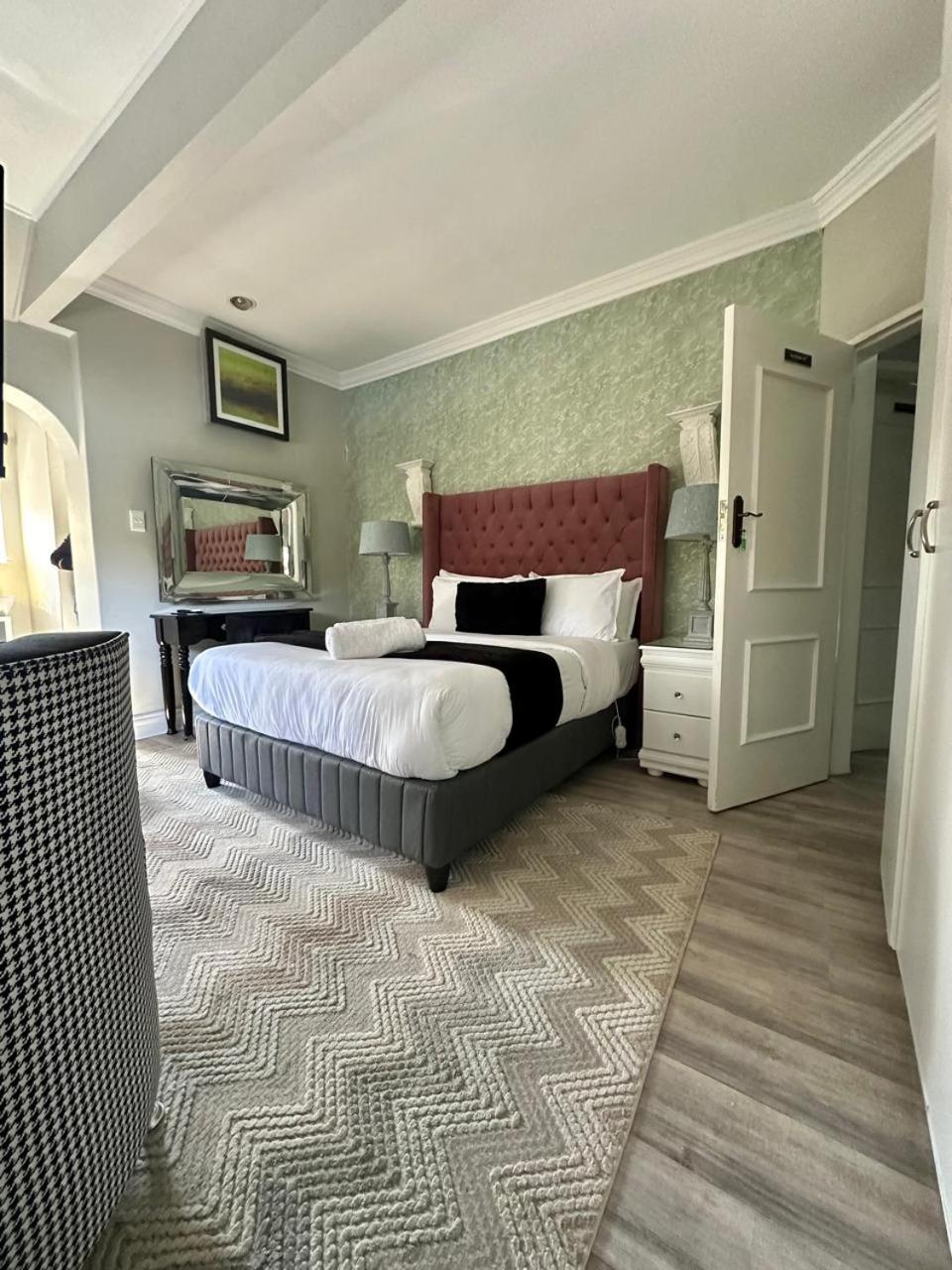 Deluxe Double Room with Shower photo 1