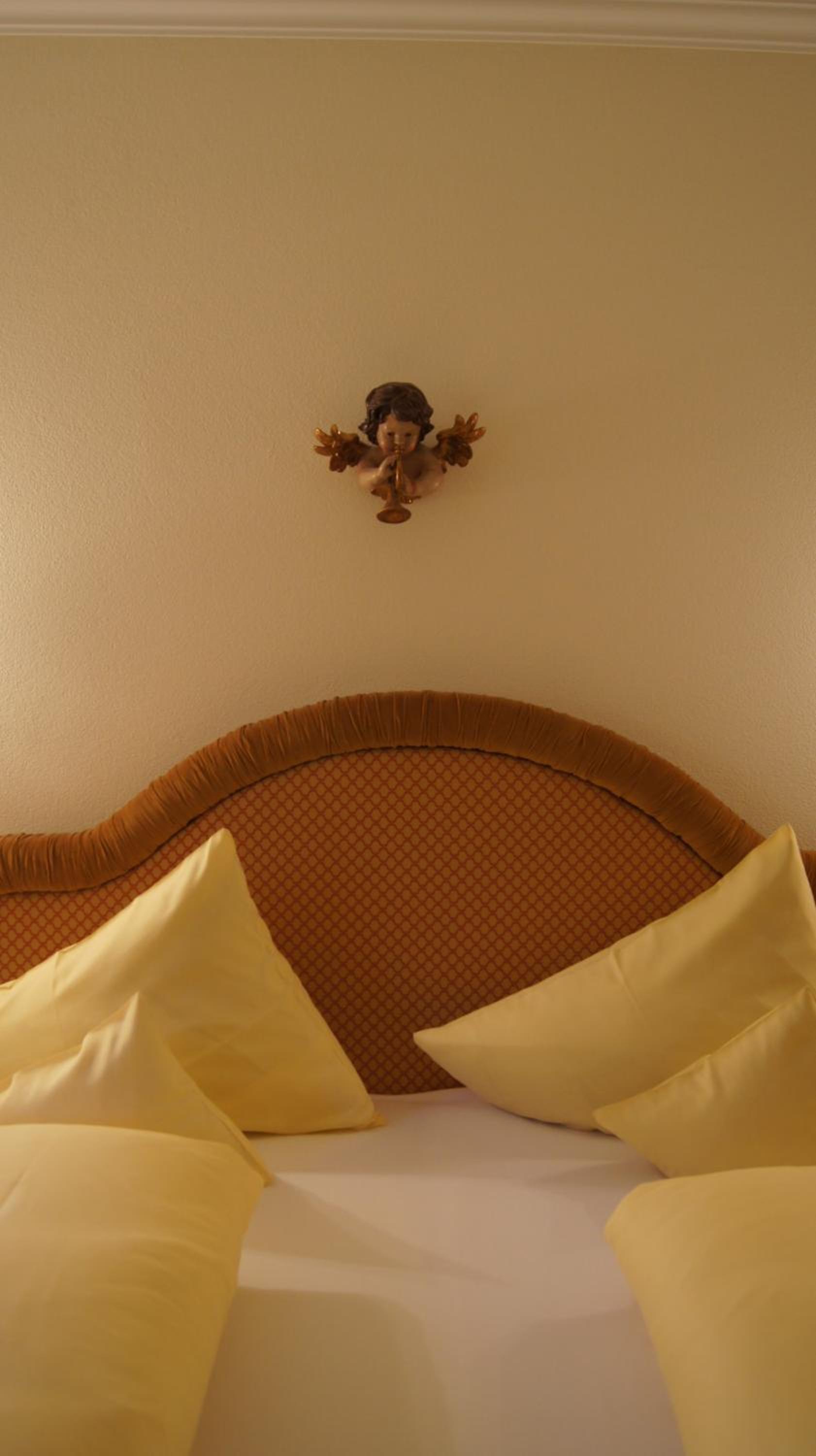 Suite - Photo 8