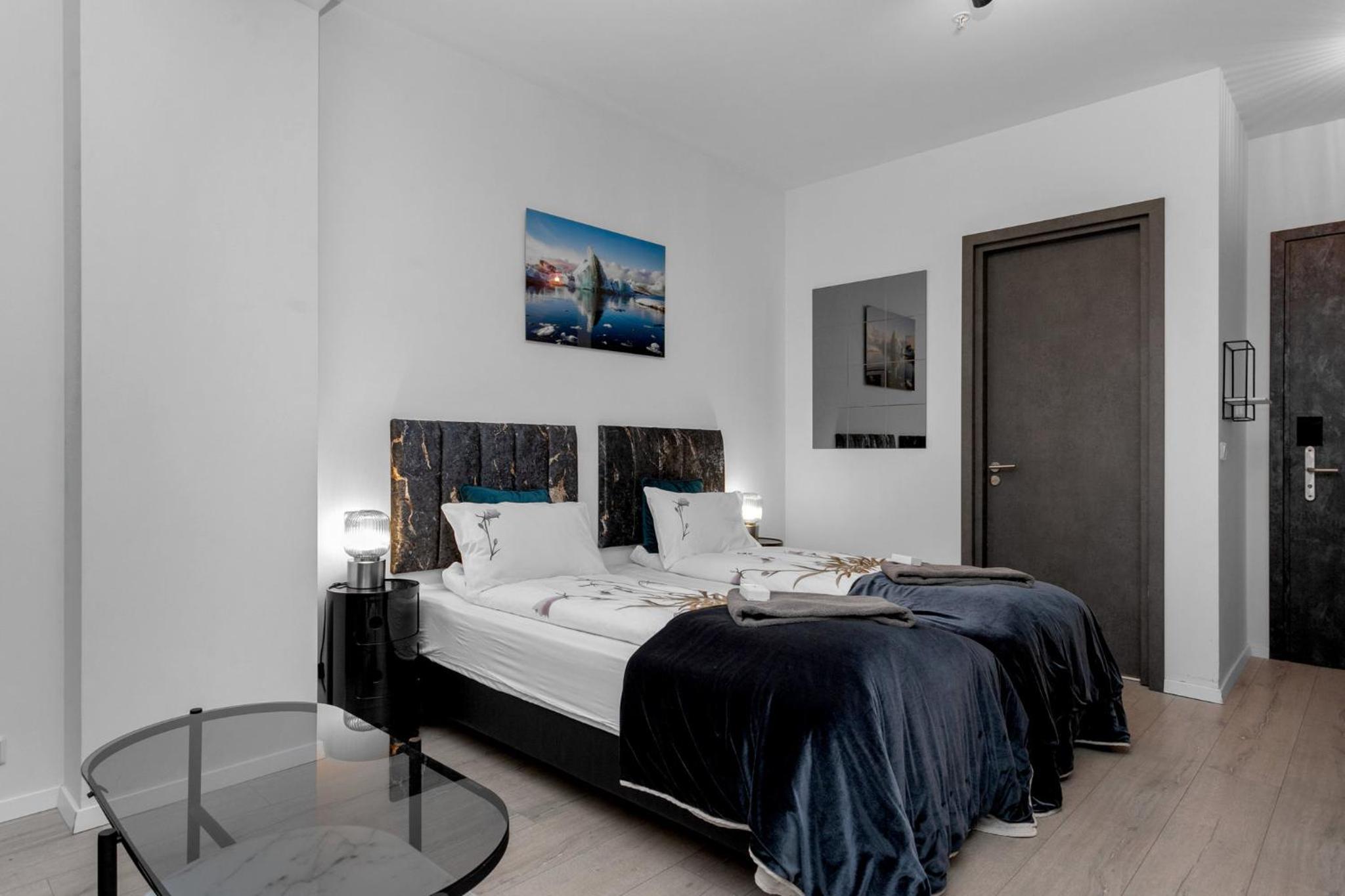 Superior King Room - Photo 9