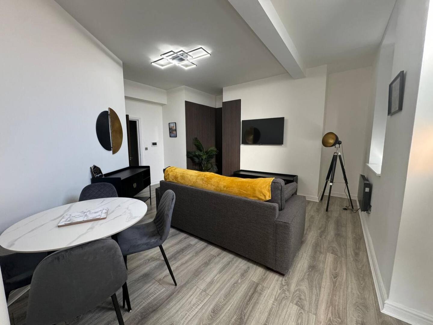 Two-Bedroom Apartment photo 2