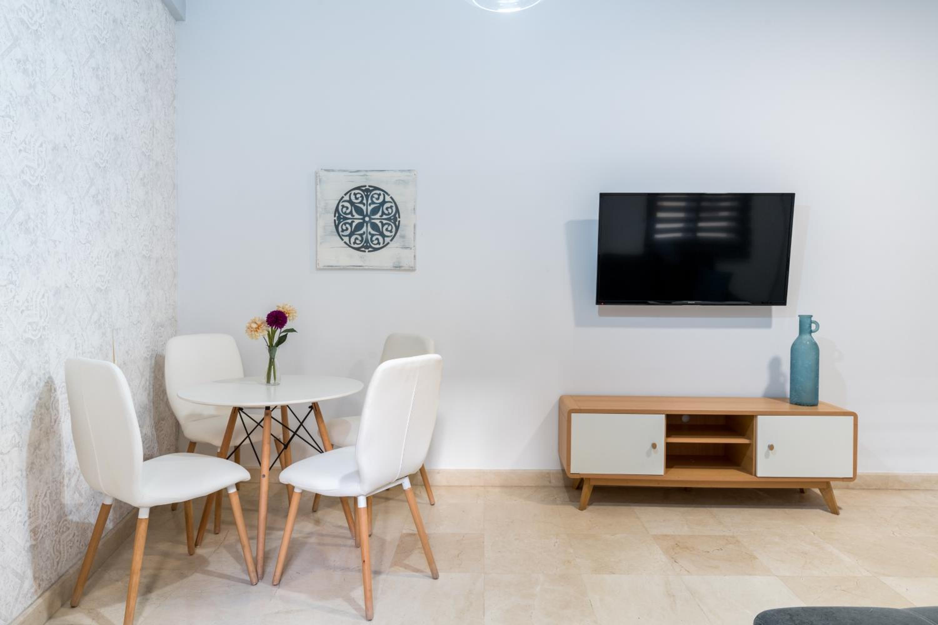 Standard Apartment - Photo 9