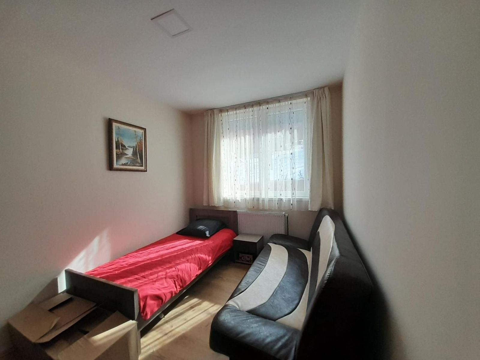 Two-Bedroom House photo 2