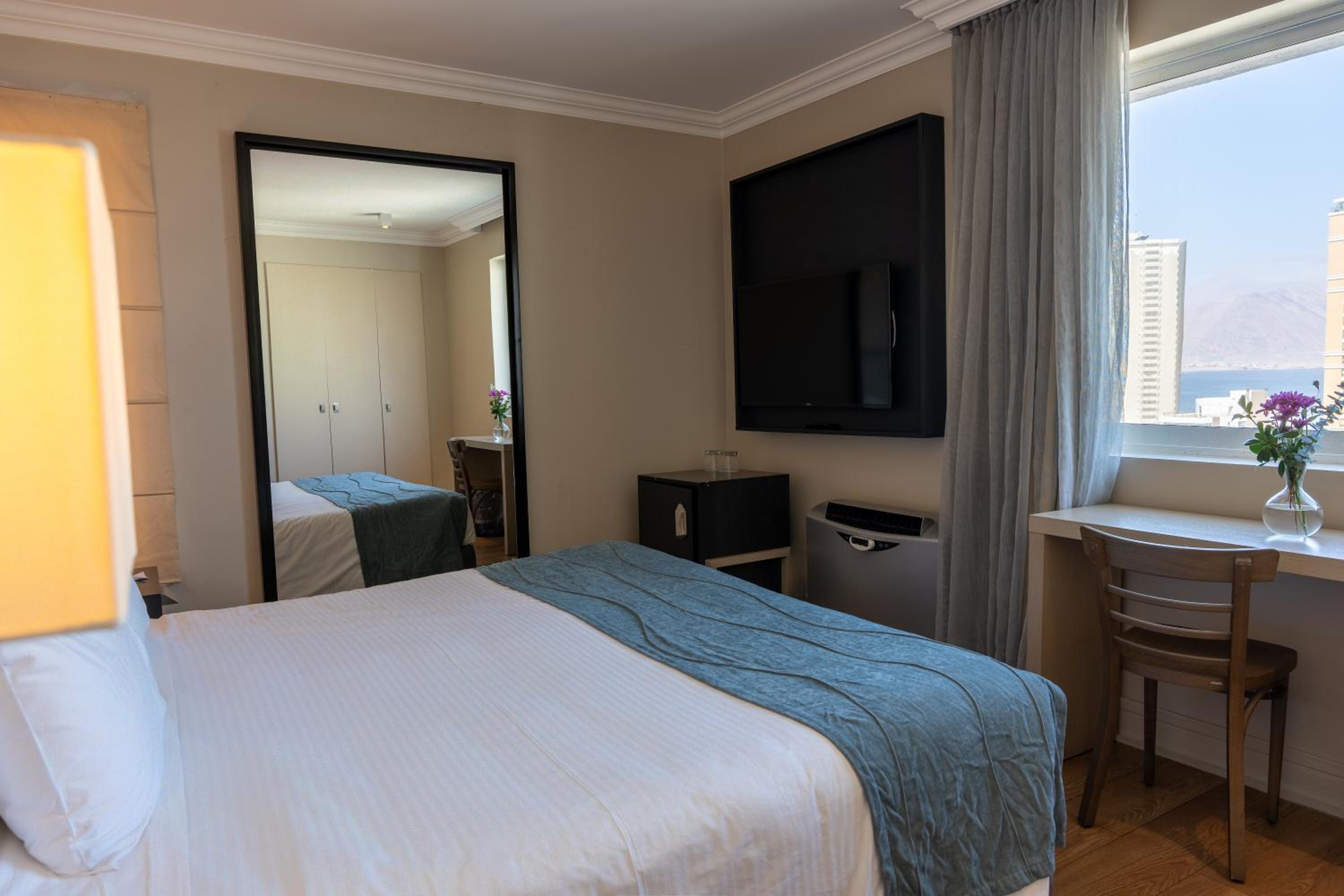 Queen Room photo 3