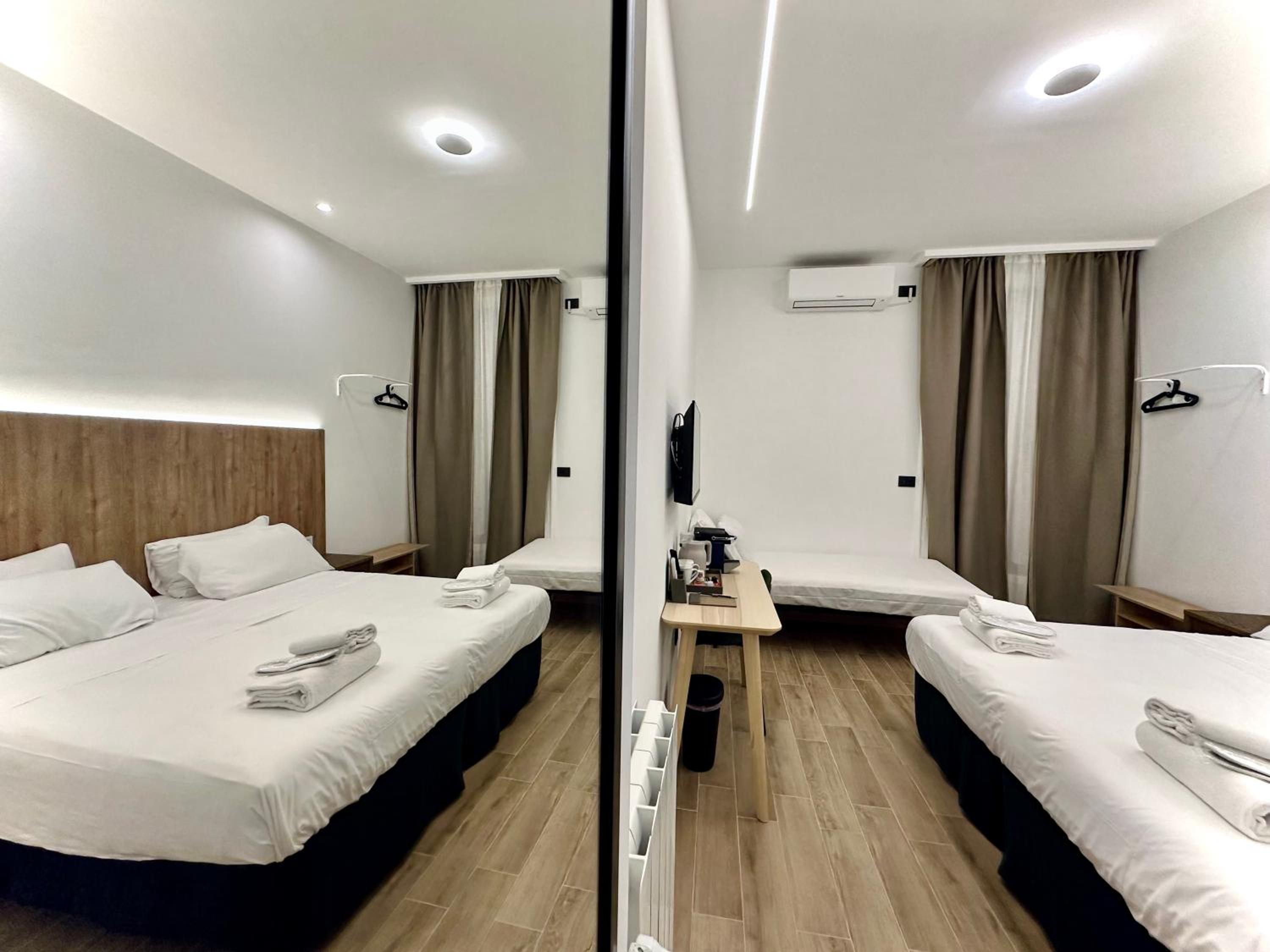 Deluxe Double or Twin Room with Balcony