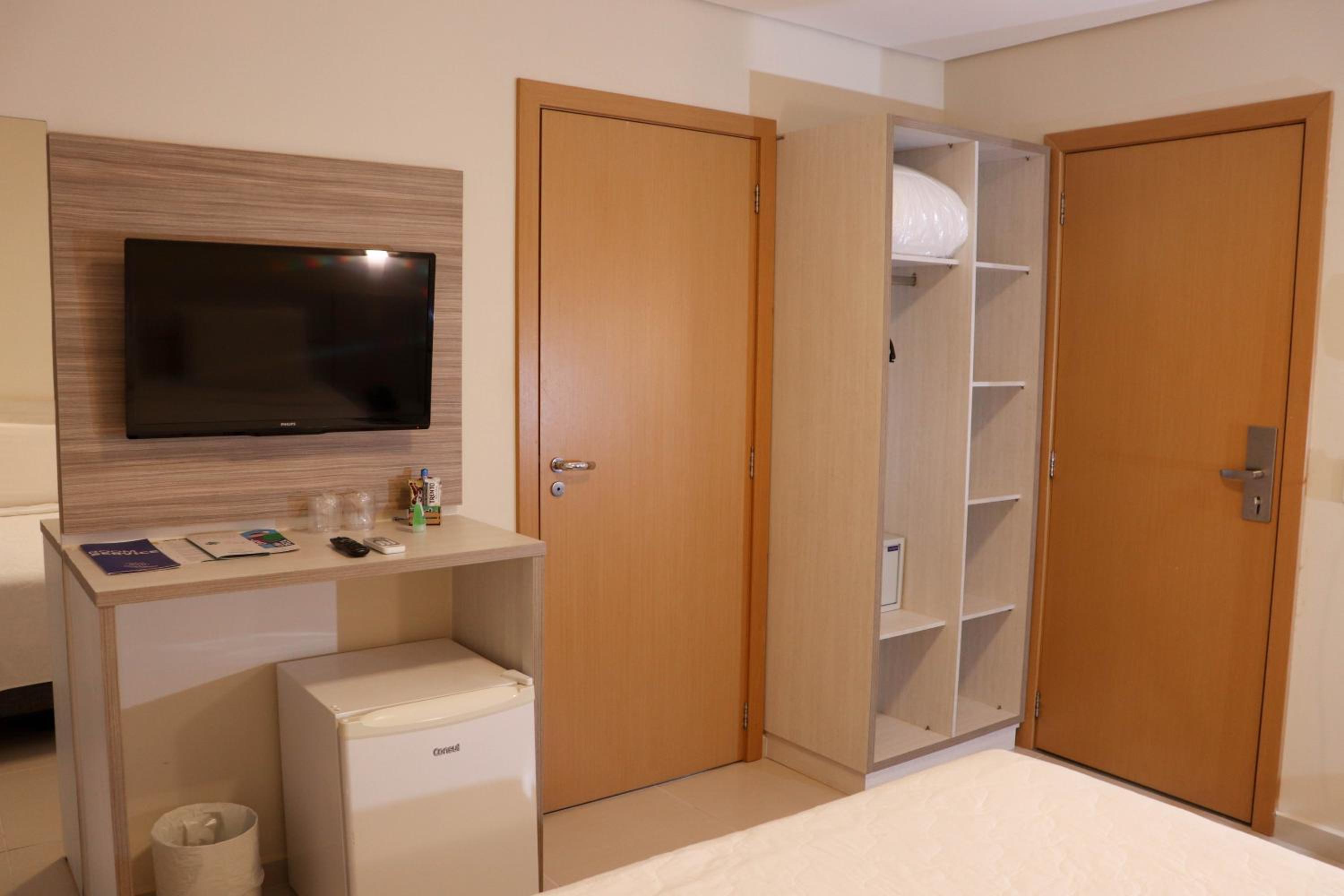 Double Room - Disability Access photo 2