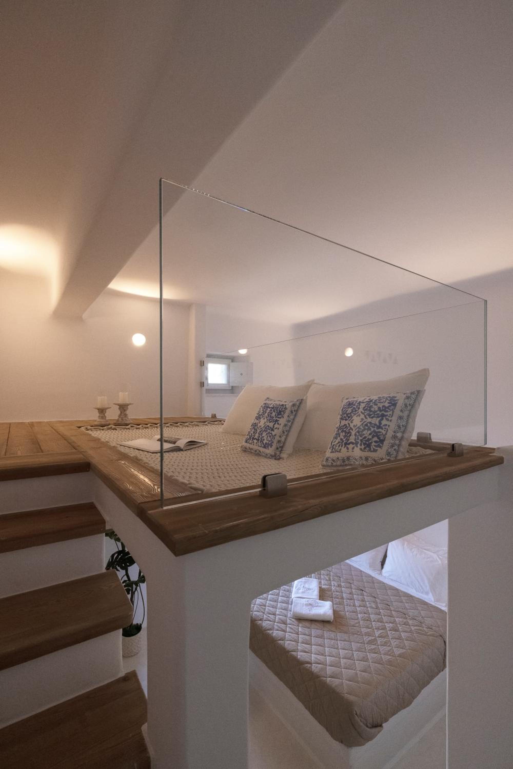  Suite with Patio photo 2