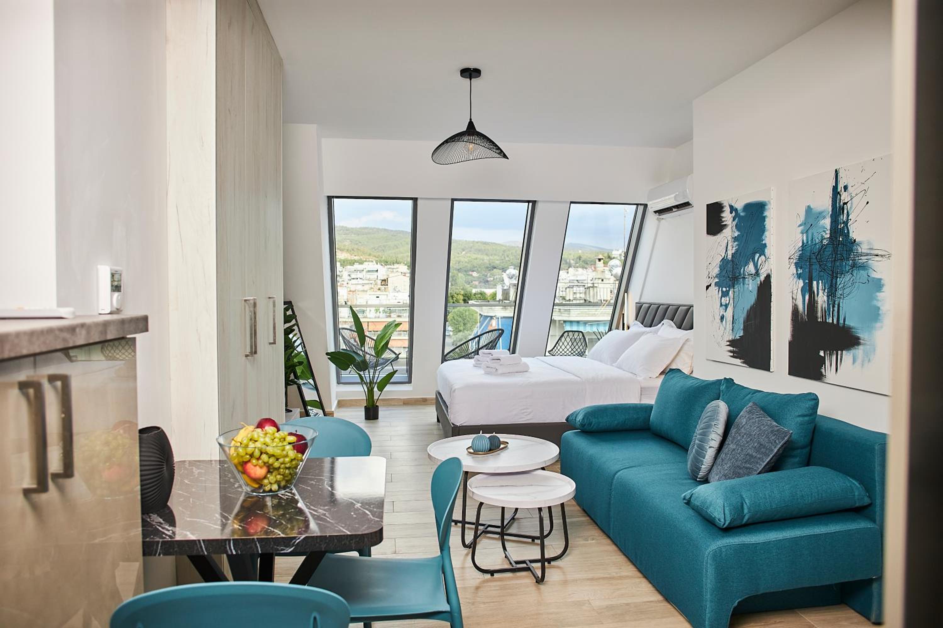 One-Bedroom Apartment