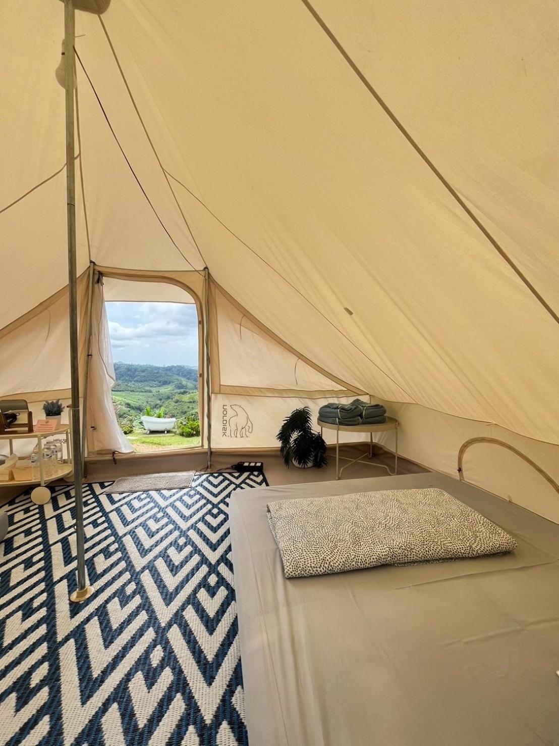Tent - Photo 8
