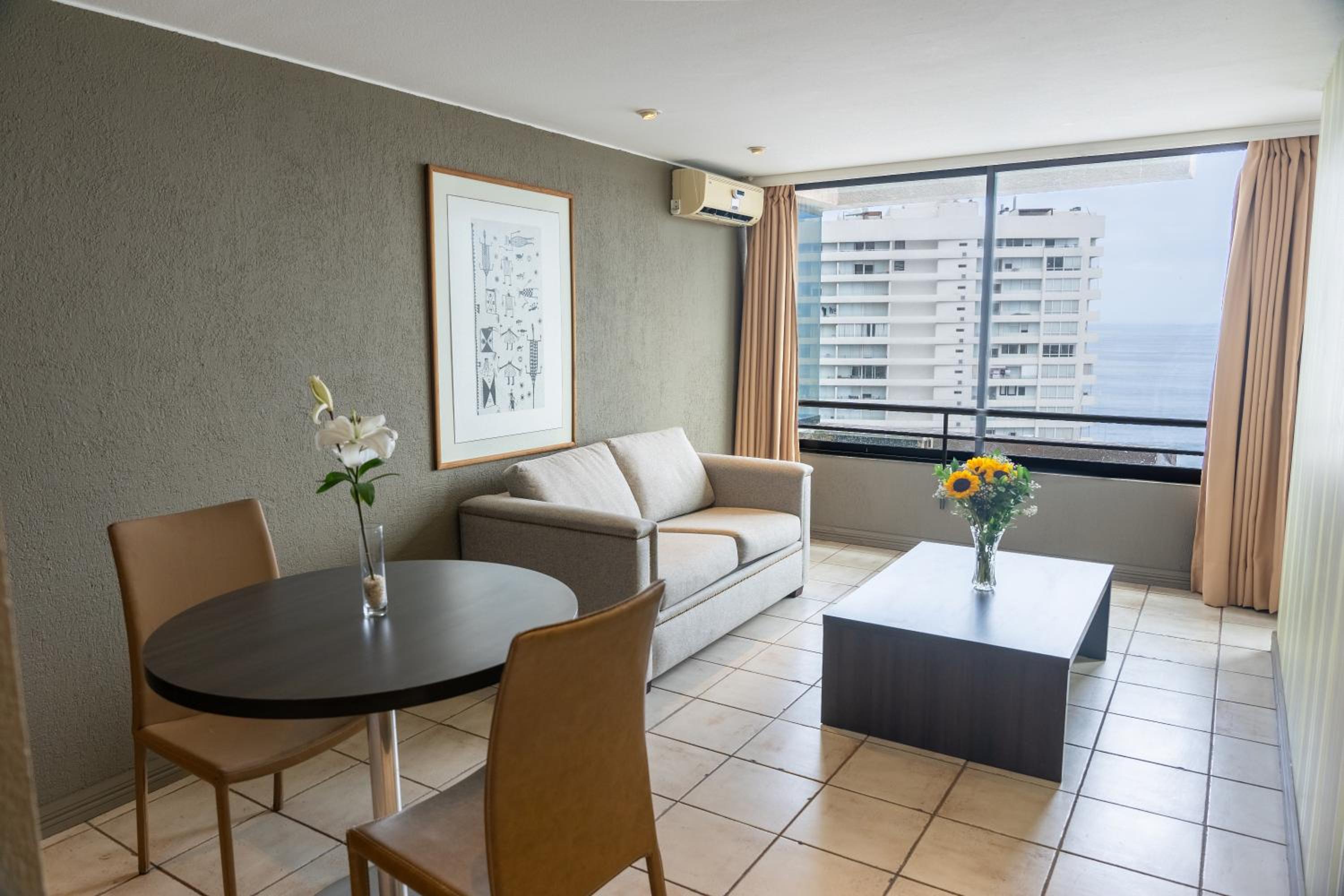 Studio Apartment photo 2