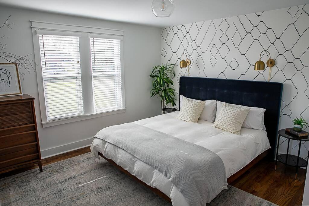 Three-Bedroom Home photo 3