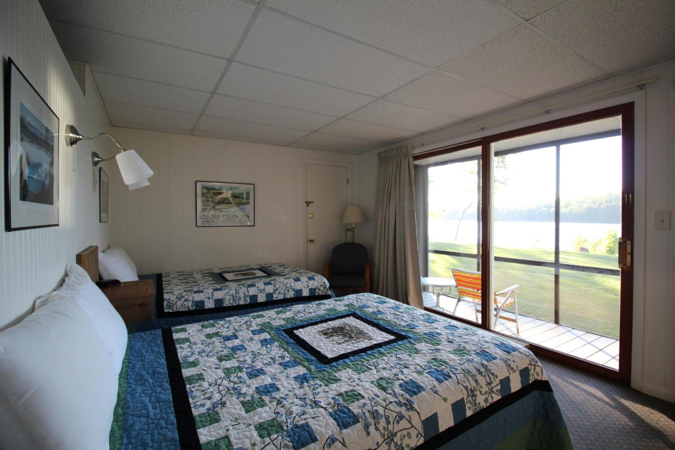 Quadruple Room with Lake View photo 1