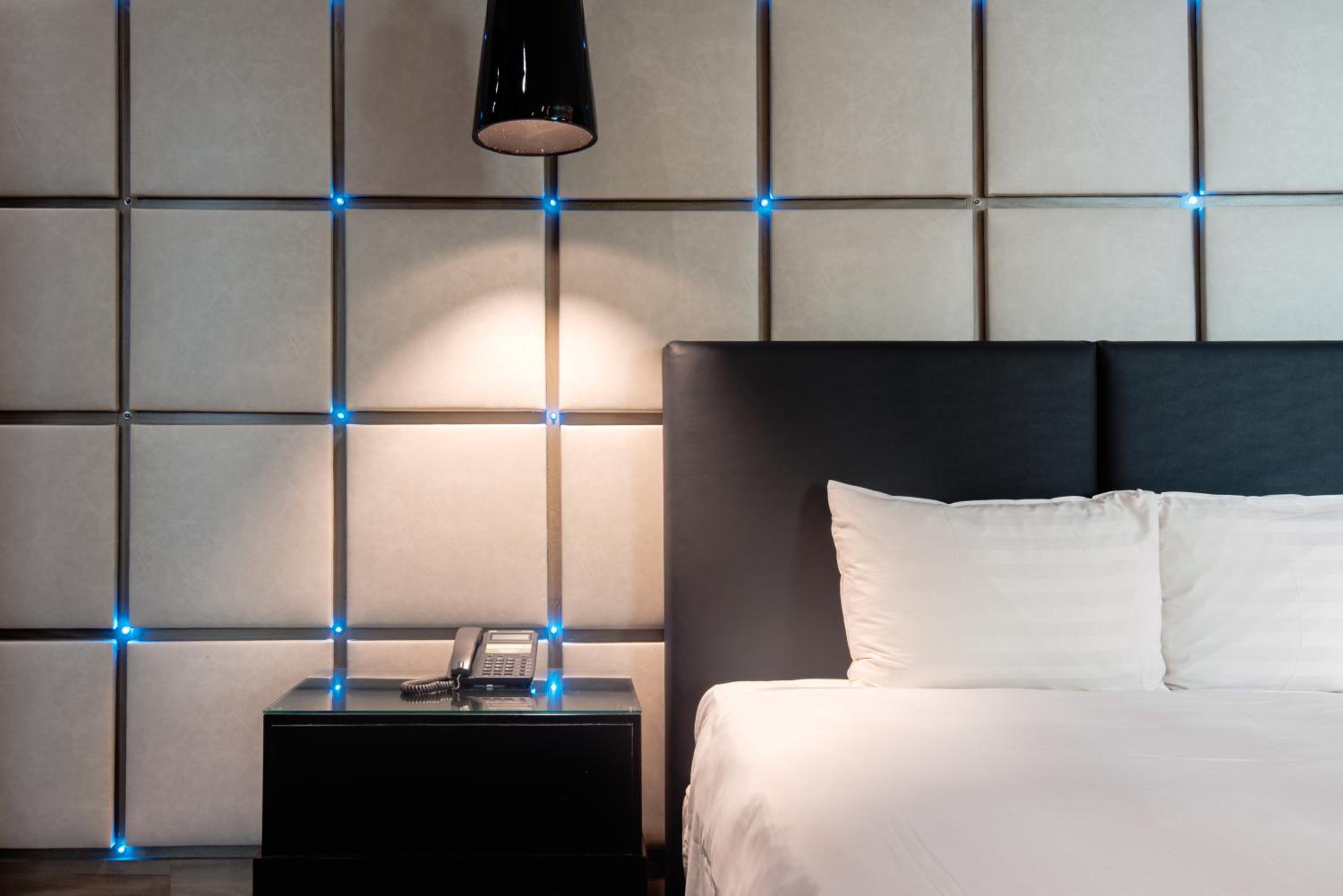 Luxury Suite (Check In After 20:00) photo 2