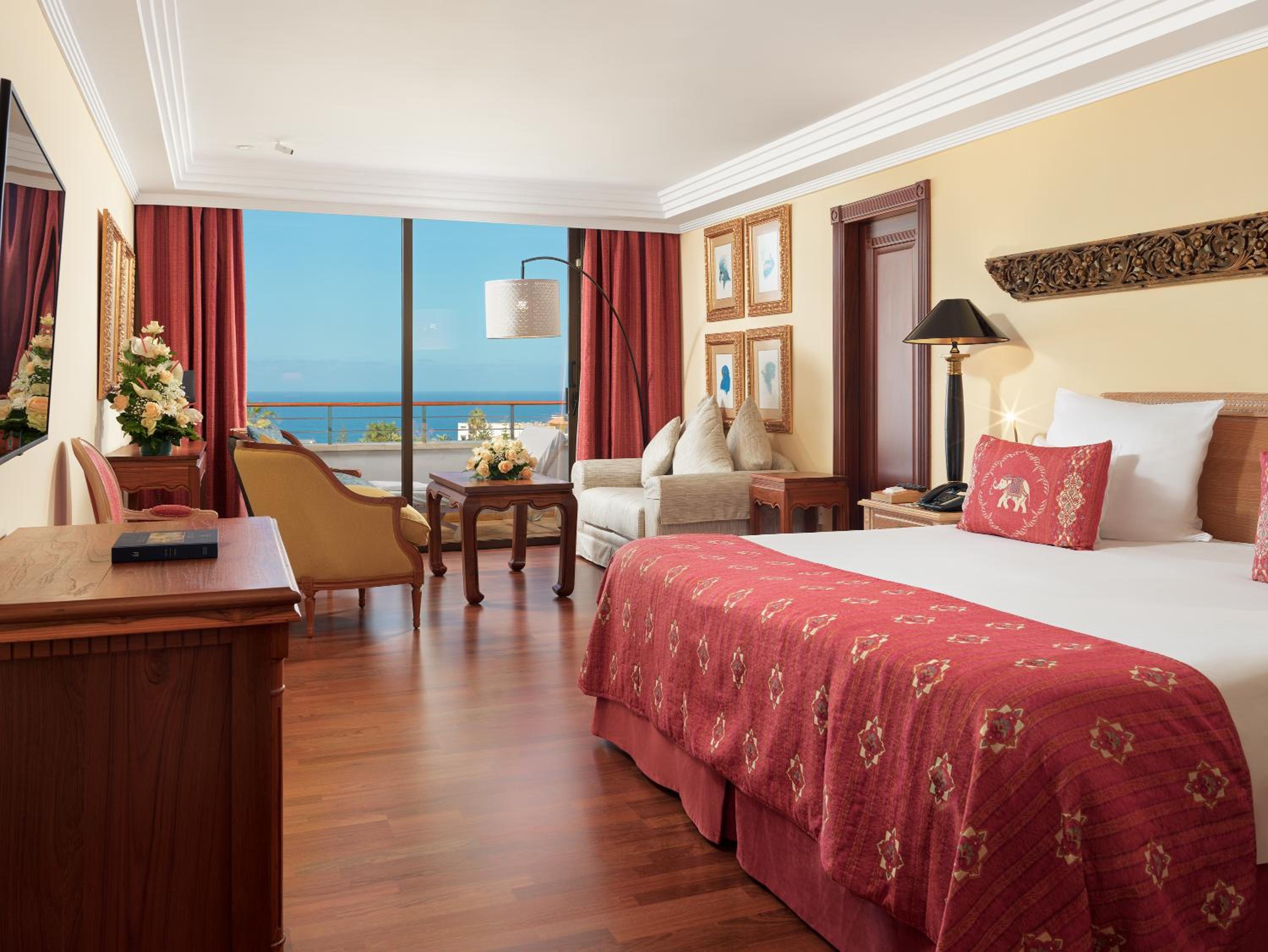 Superior King Room