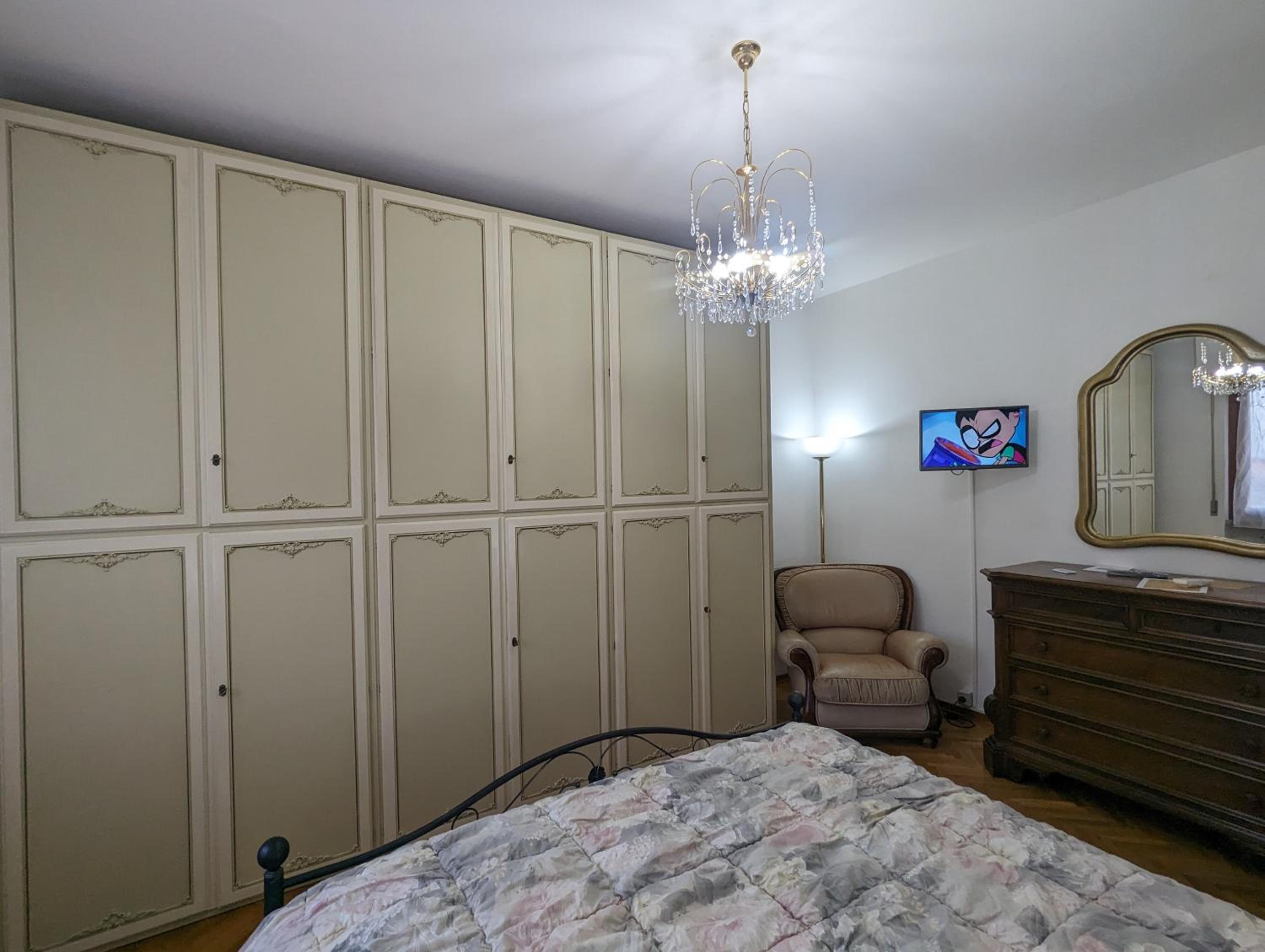 Three-Bedroom Apartment photo 1