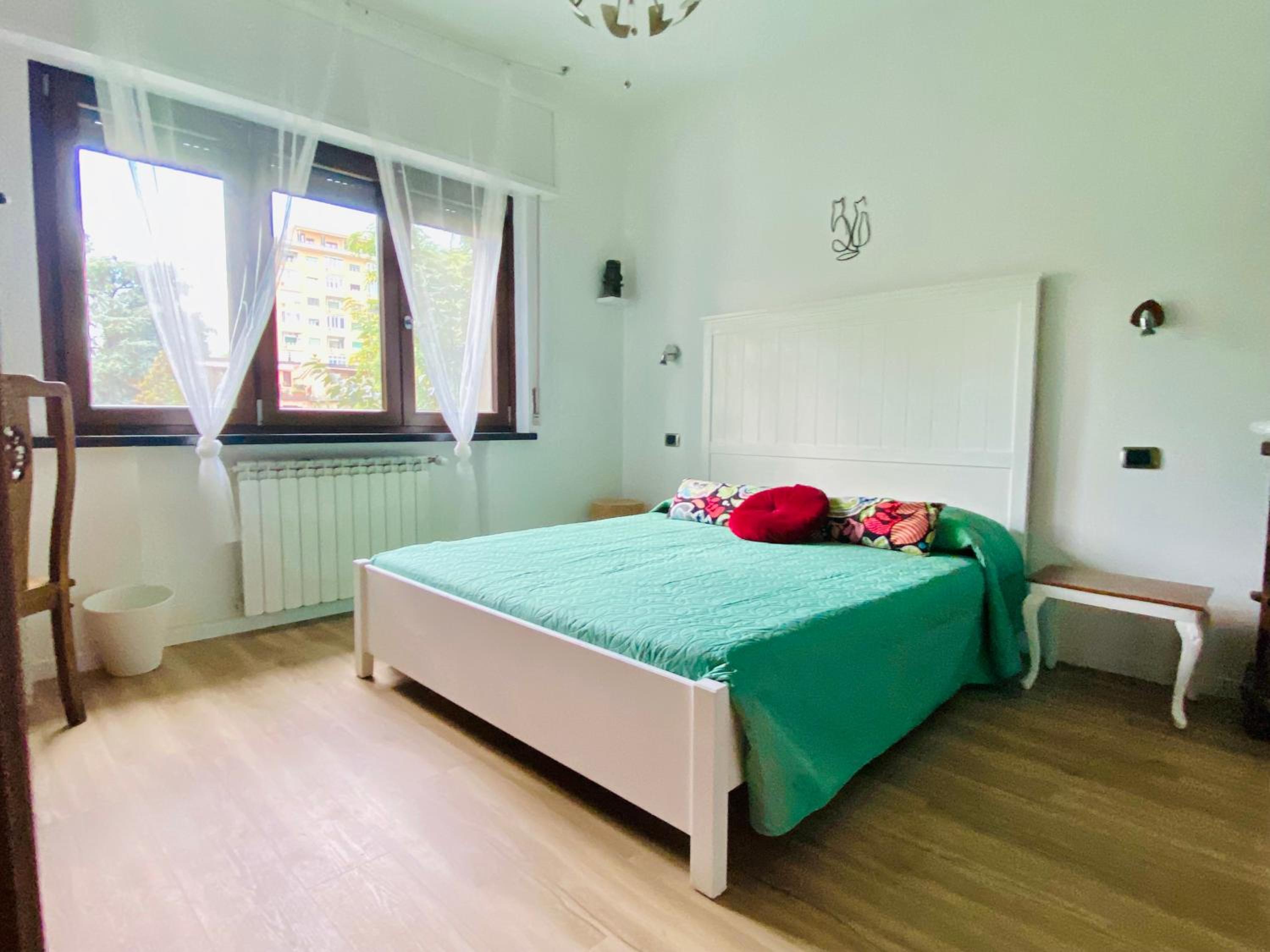 Queen Room With Garden View