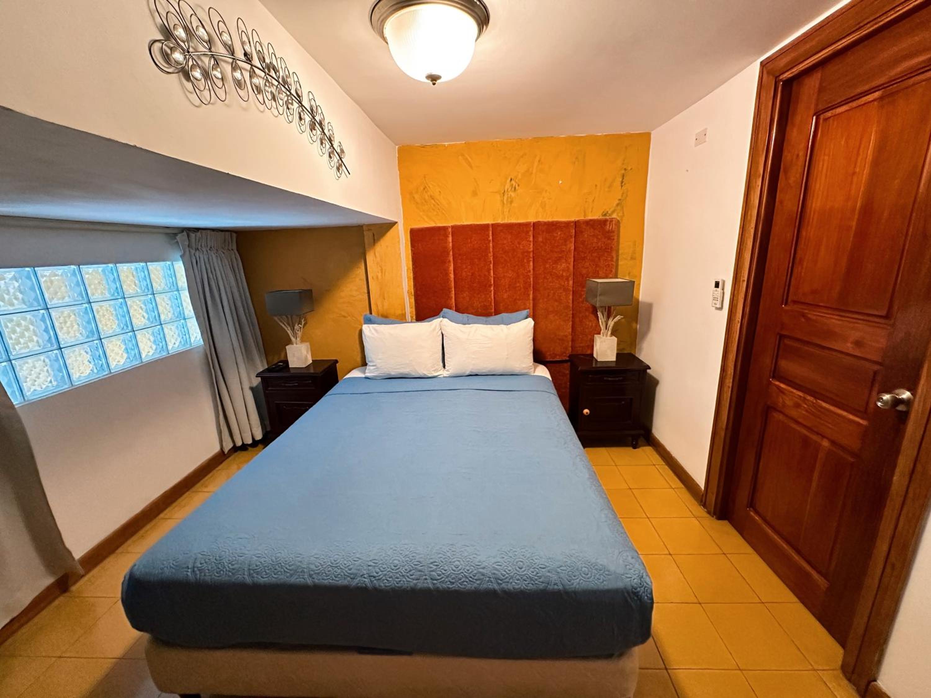 Standard Suite
