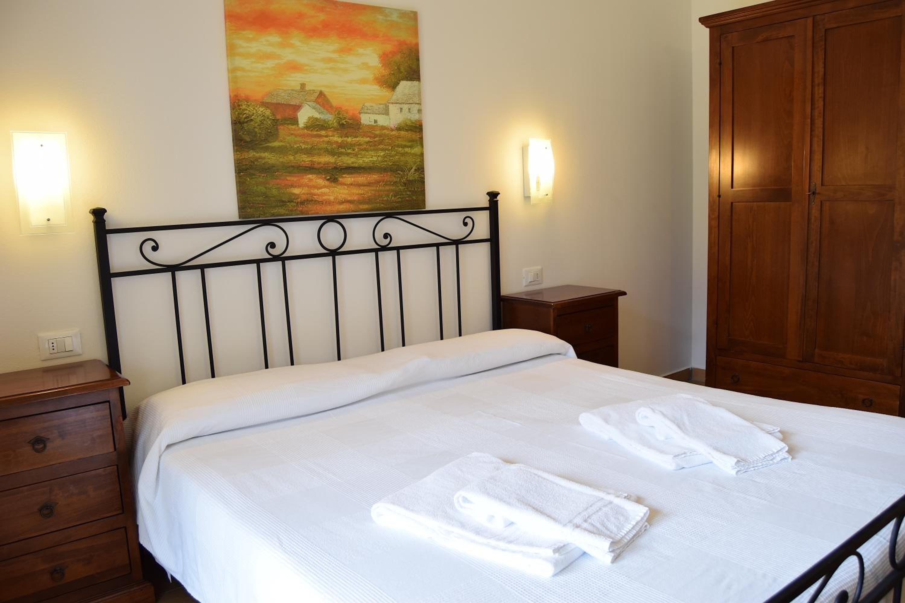 One-Bedroom Apartment (4 Adults) photo 1